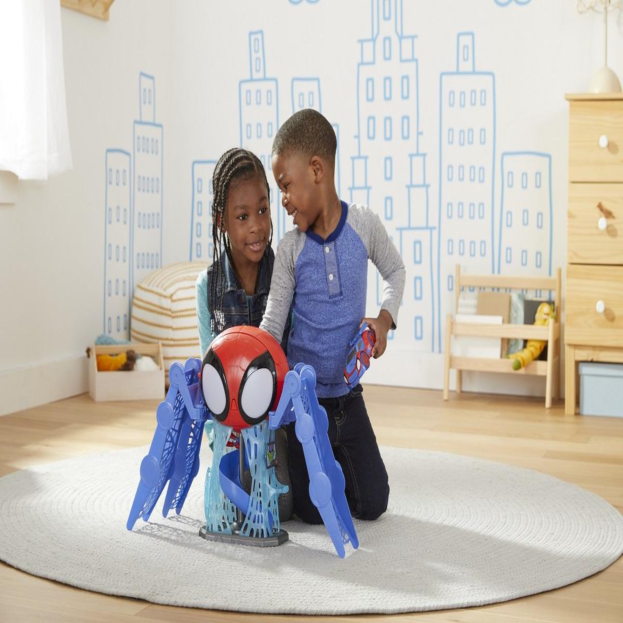 Voir la diapositive 4 : HASBRO Le quartier général de Spidey - Marvel