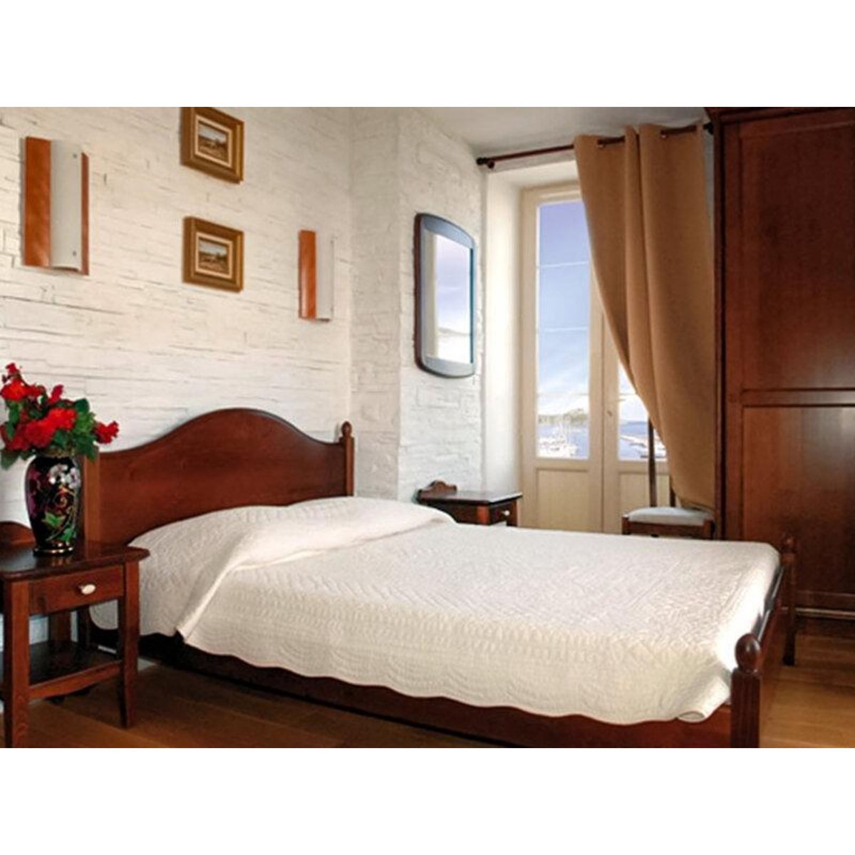 Smartbox 3 jours en hôtel près de Macinaggio en Corse - Coffret Cadeau Séjour