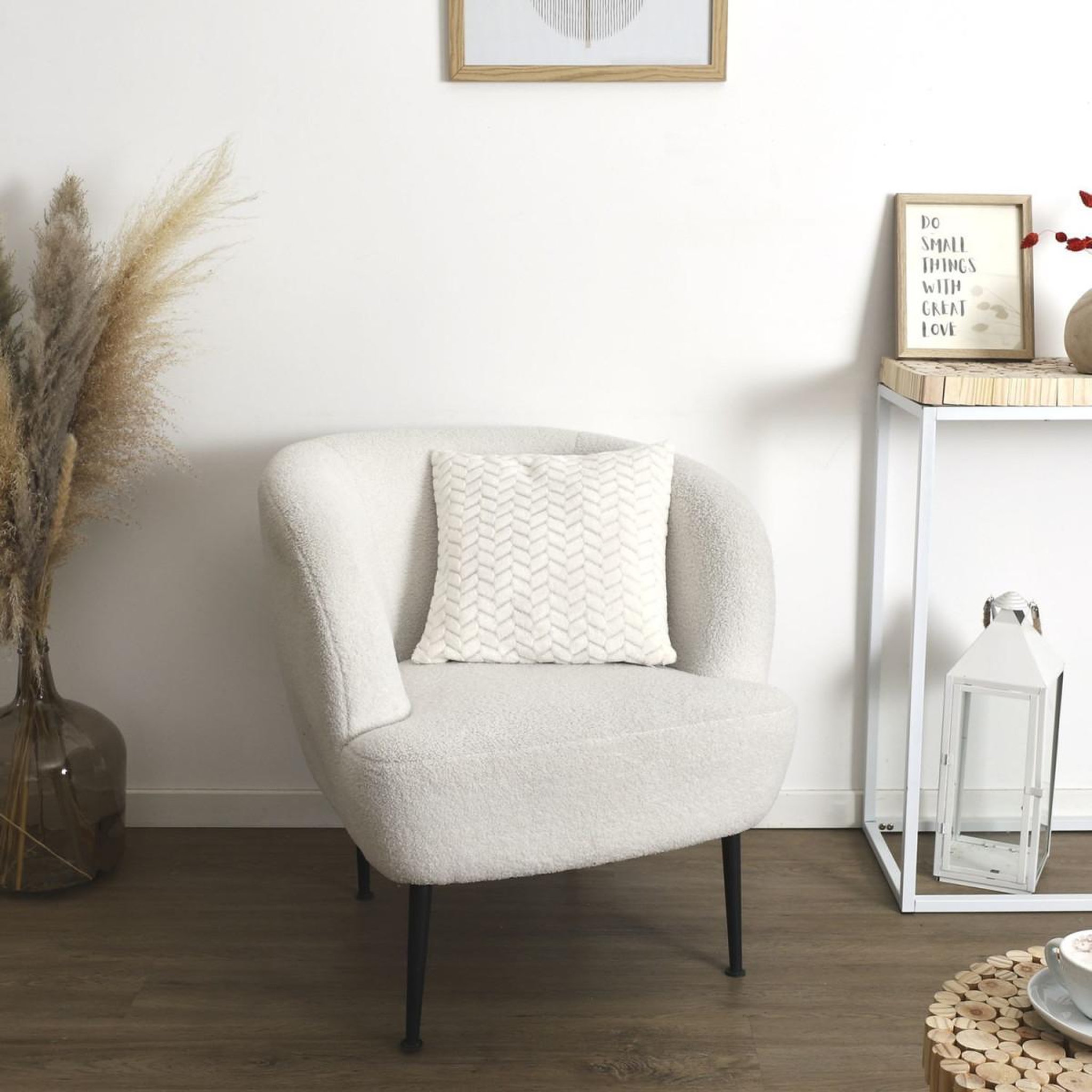 Voir la diapositive 4 : The Home Deco Factory Coussin déco chevron  crush  40x40cm blanc