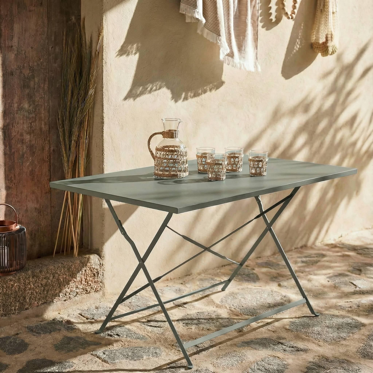 SWEEEK Table de jardin bistrot pliable - Emilia rectangle - Table rectangle 110x70cm en acier thermolaqué