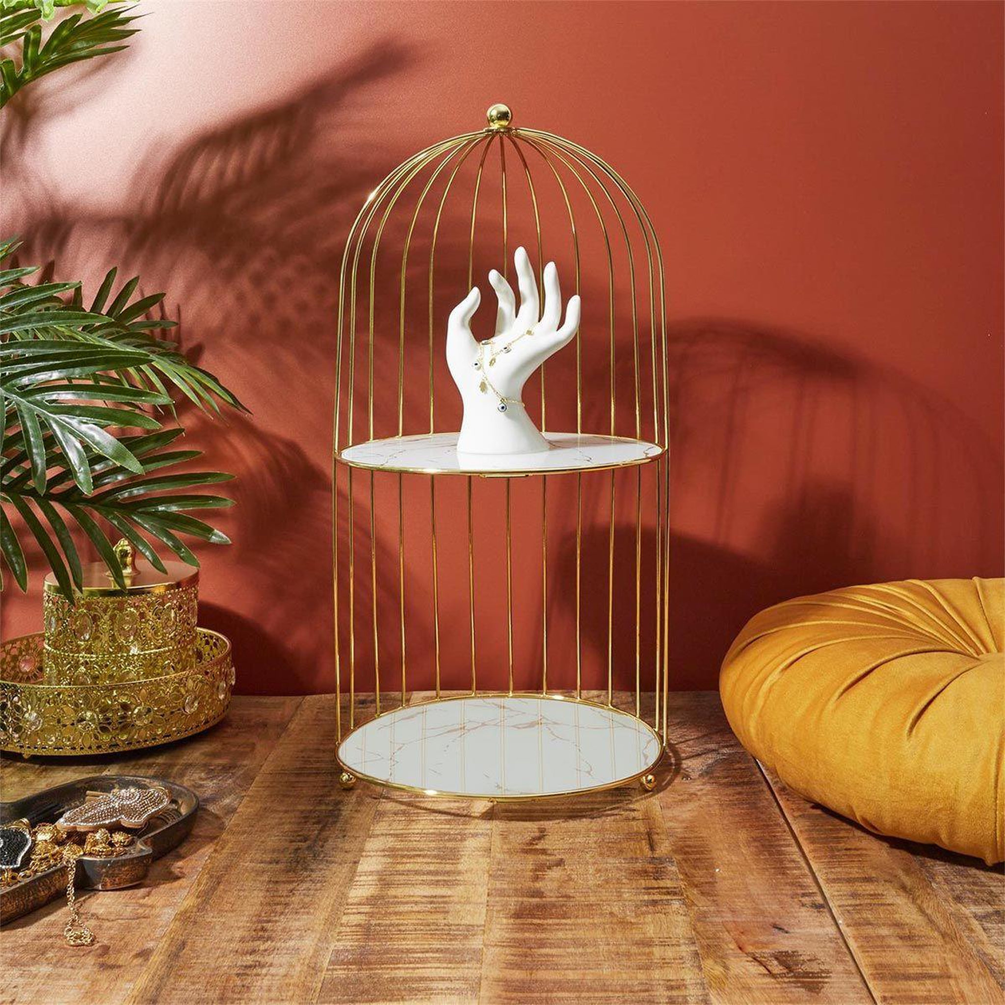 Voir la diapositive 2 : The Home Deco Factory Plateau de Présentation  Demi Cage  49cm Doré
