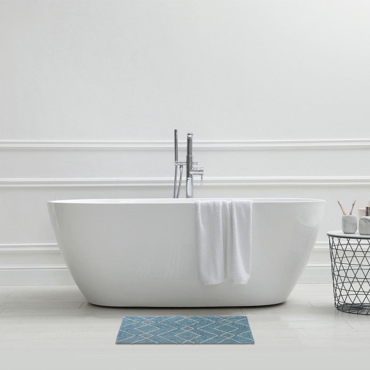 GUY LEVASSEUR Tapis déco en coton tufté fil doré 50x80cm