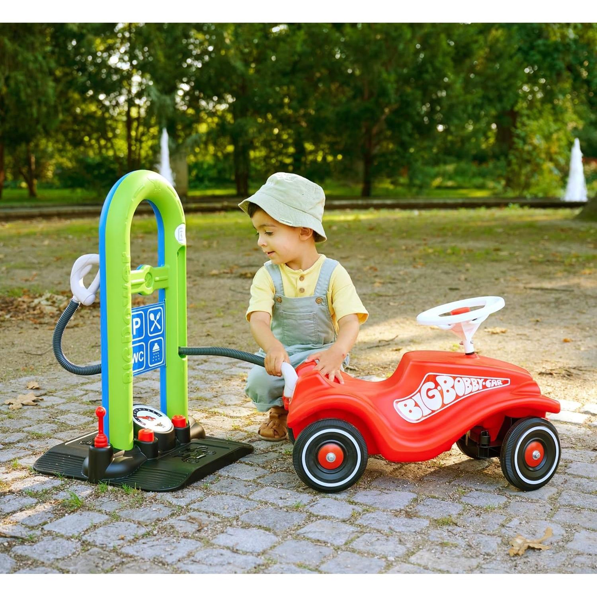 Voir la diapositive 4 : BIG Jouet BIG Bobby Car station de service ergonomique et résistante aux UV