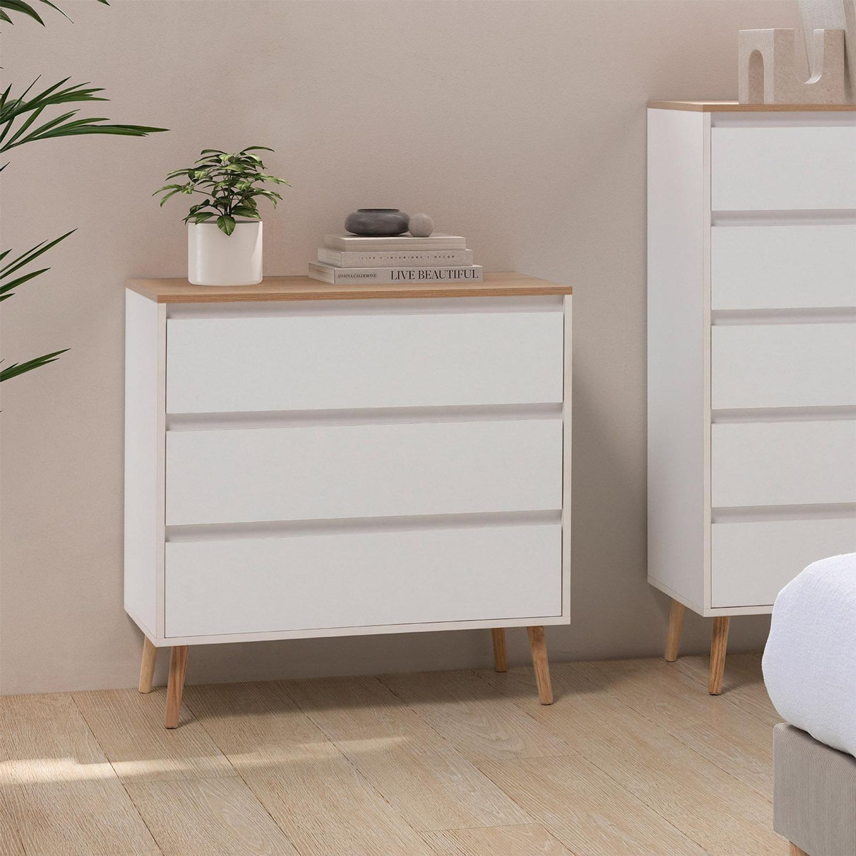 VS VENTA-STOCK Commode Desi 3 tiroirs couleur Blanc