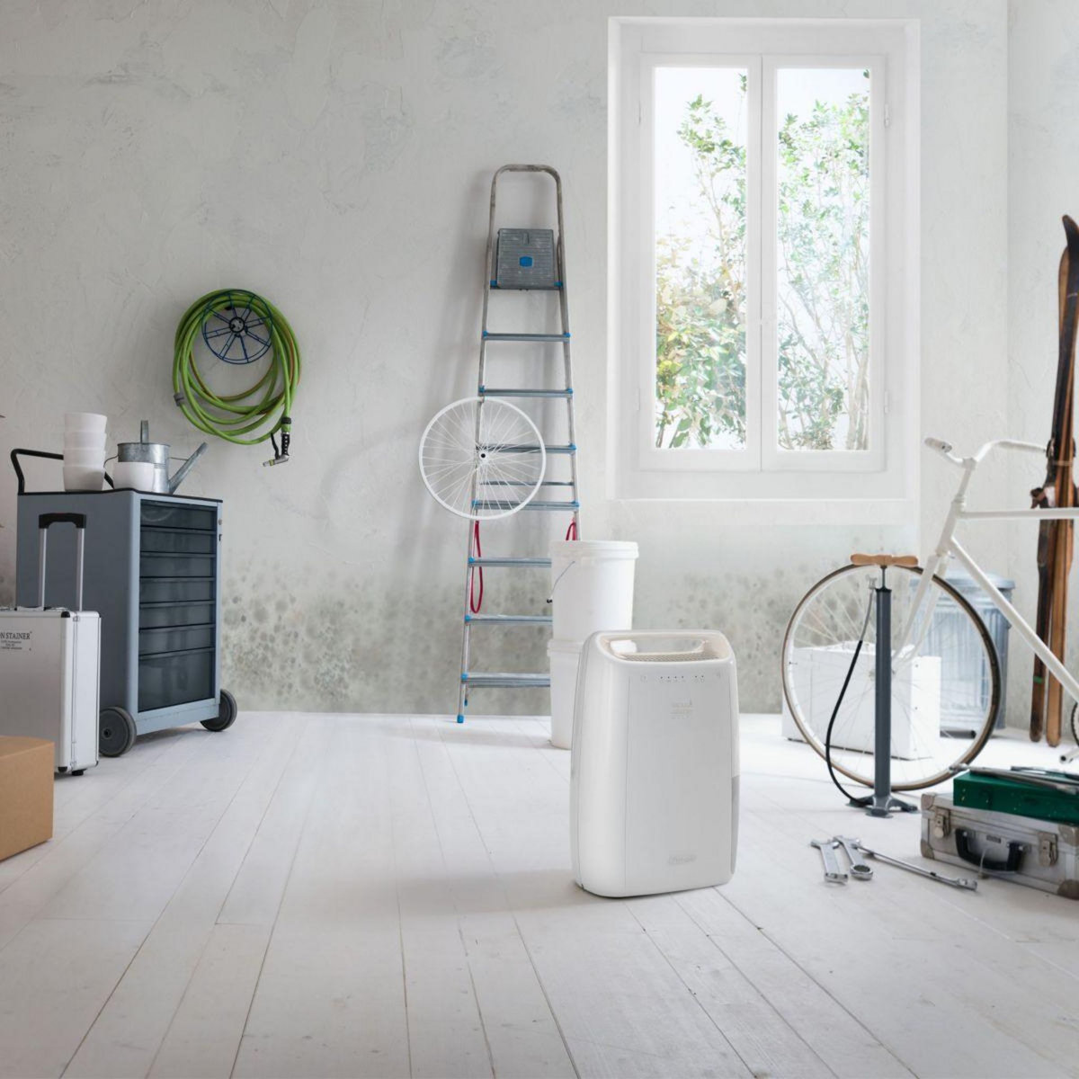 DELONGHI Deshumidificateur DEX210SF