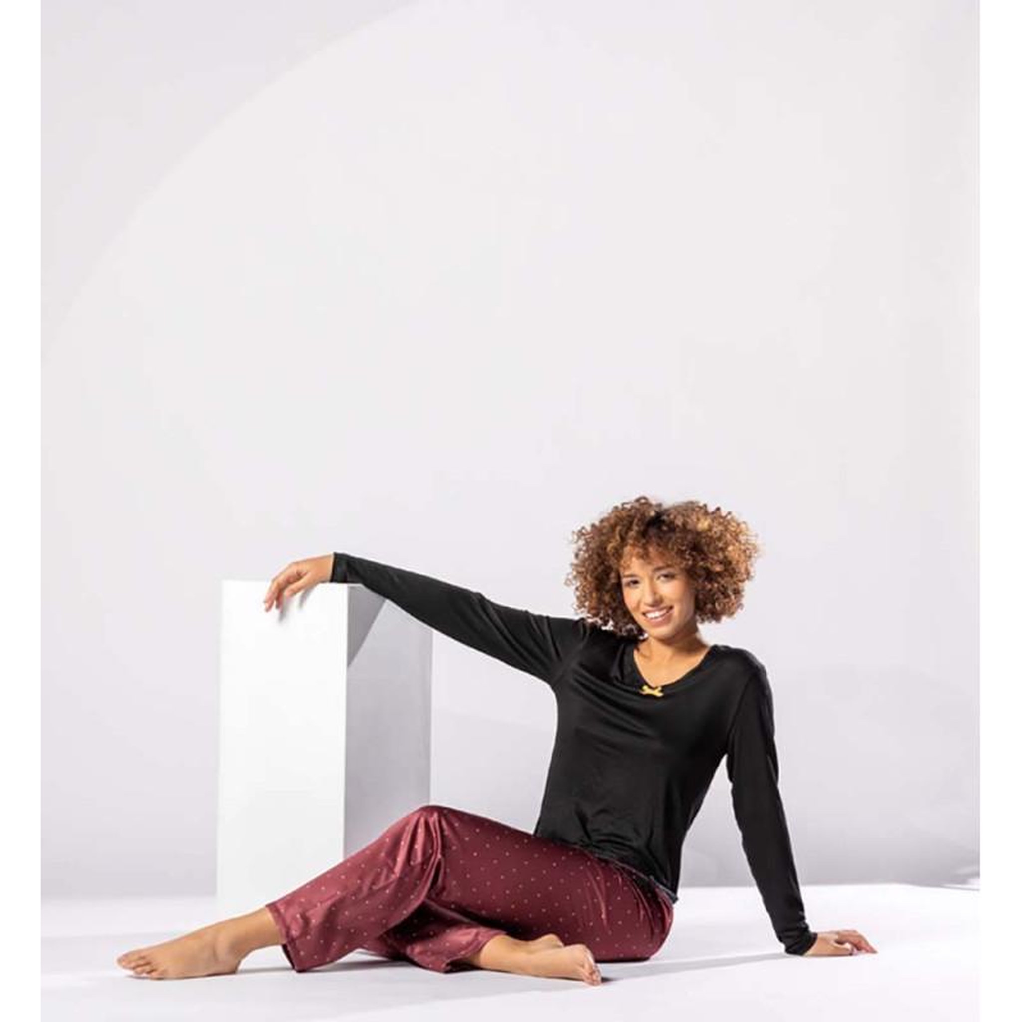 Voir la diapositive 4 : DANIEL HECHTER Pyjama HECHTER STUDIO
