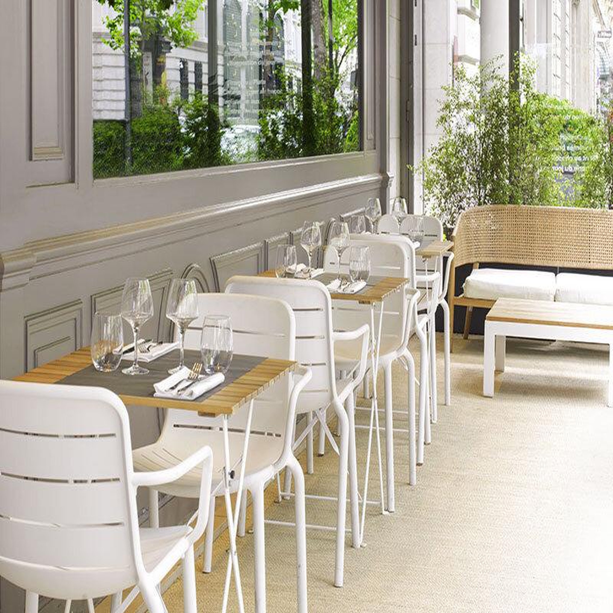 Voir la diapositive 4 : Smartbox Repas gastronomique menu 3 plats sur les grands boulevards à paris - coffret cadeau gastronomie