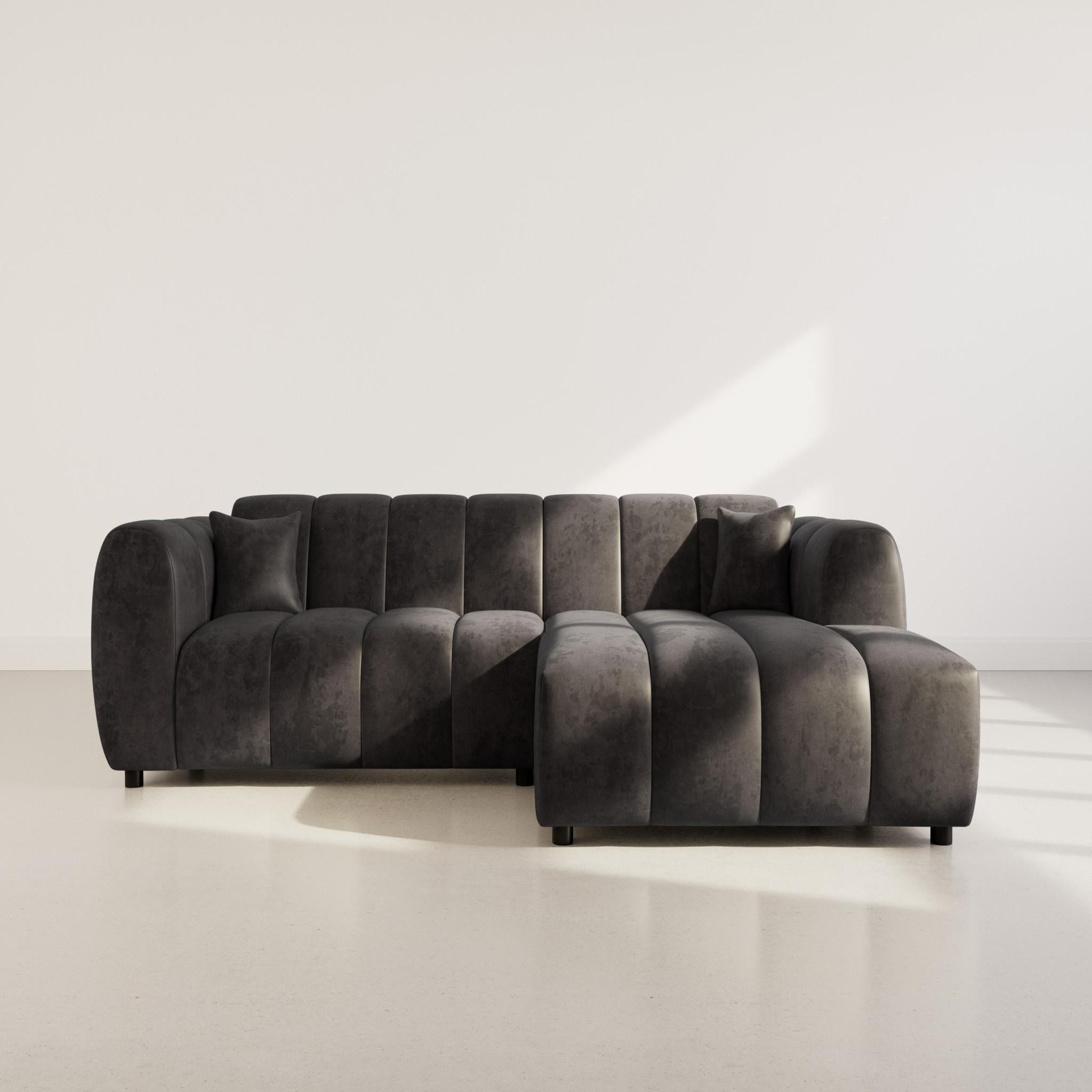 Voir la diapositive 2 : LISA DESIGN Curtis - canapé d'angle droit 4 places en simili