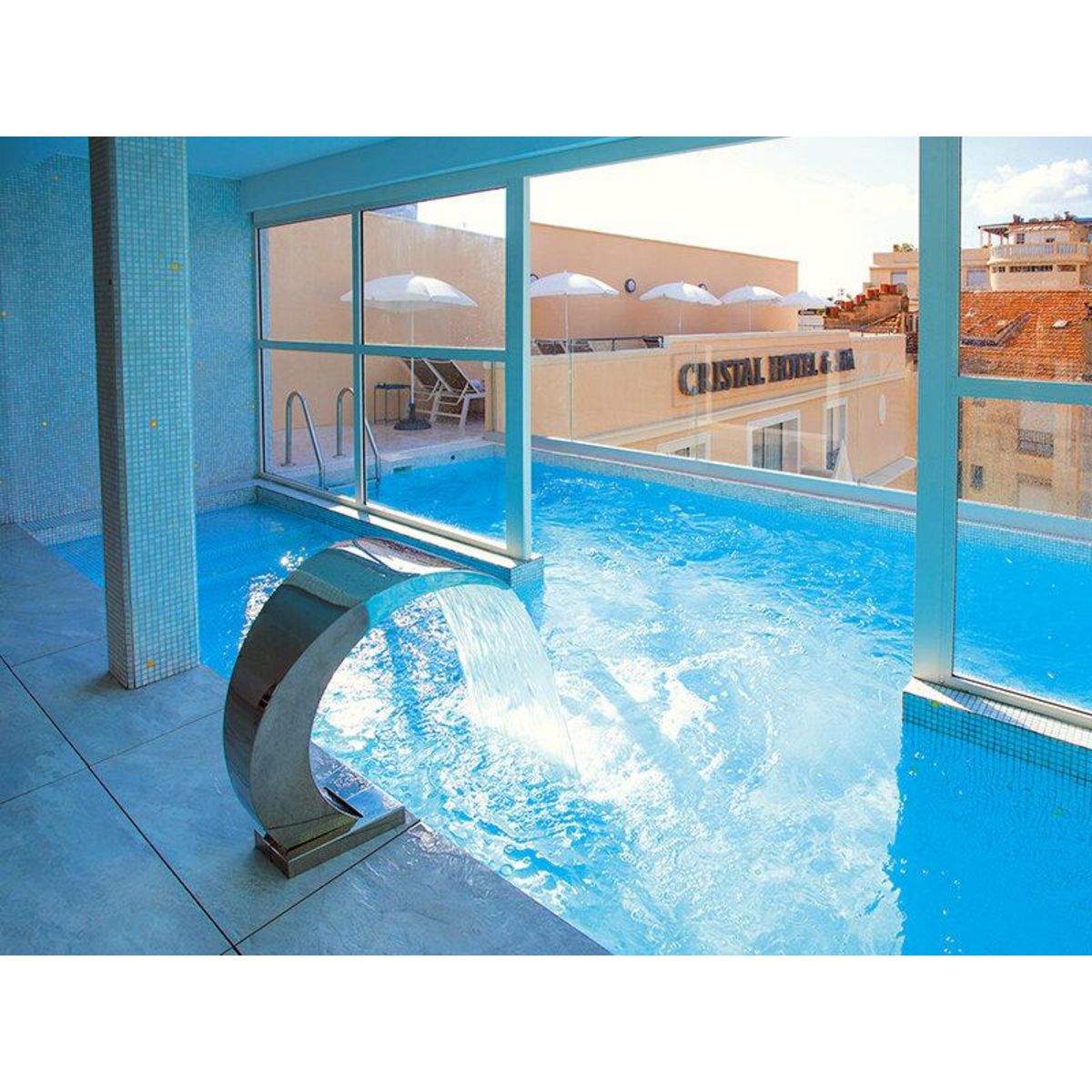 Smartbox 2 jours en hôtel 4* à Cannes avec séance de balnéothérapie et journée spa - Coffret Cadeau Séjour