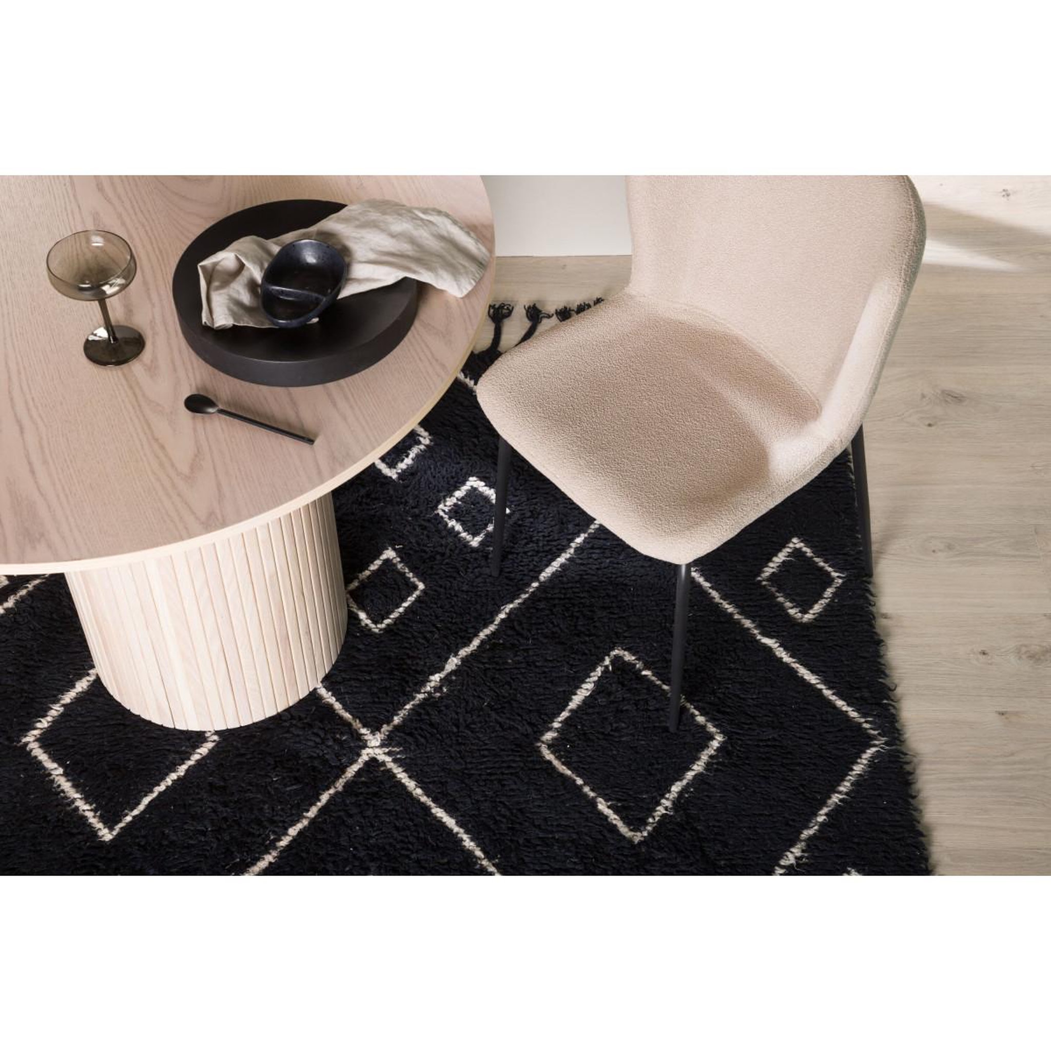 Voir la diapositive 3 : Paris Prix Tapis déco en laine  david  252x350cm noir