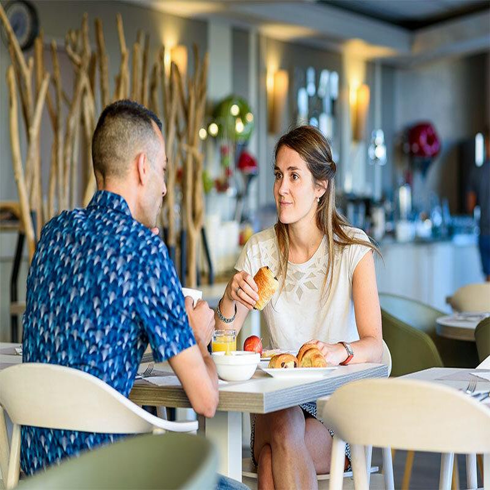 Voir la diapositive 3 : Smartbox 2 jours sur la côte d'azur avec spa et soins à l'hôtel 4* mercure port-fréjus - coffret cadeau séjour