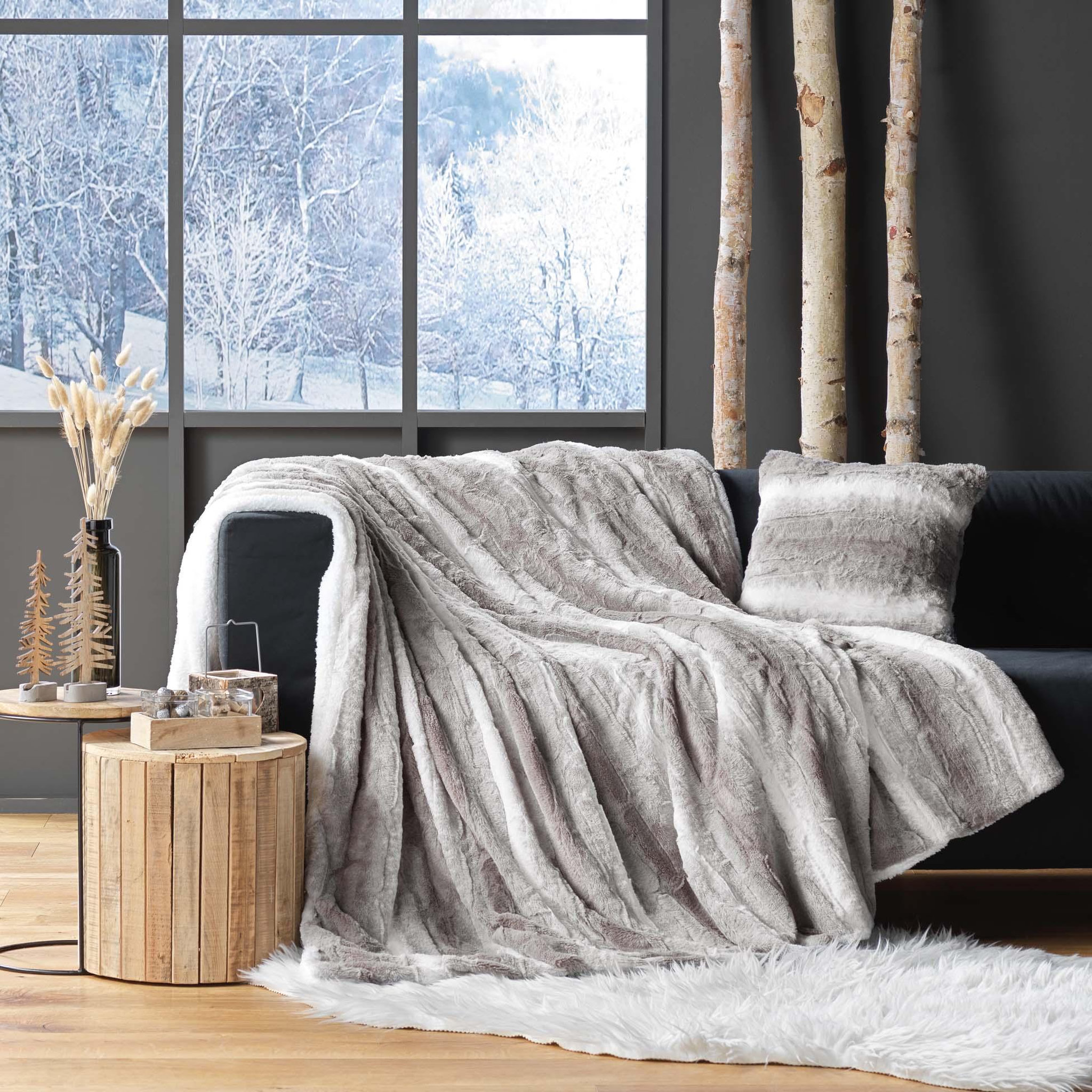 Voir la diapositive 3 : Eden Plaid sherpa sven design et moderne