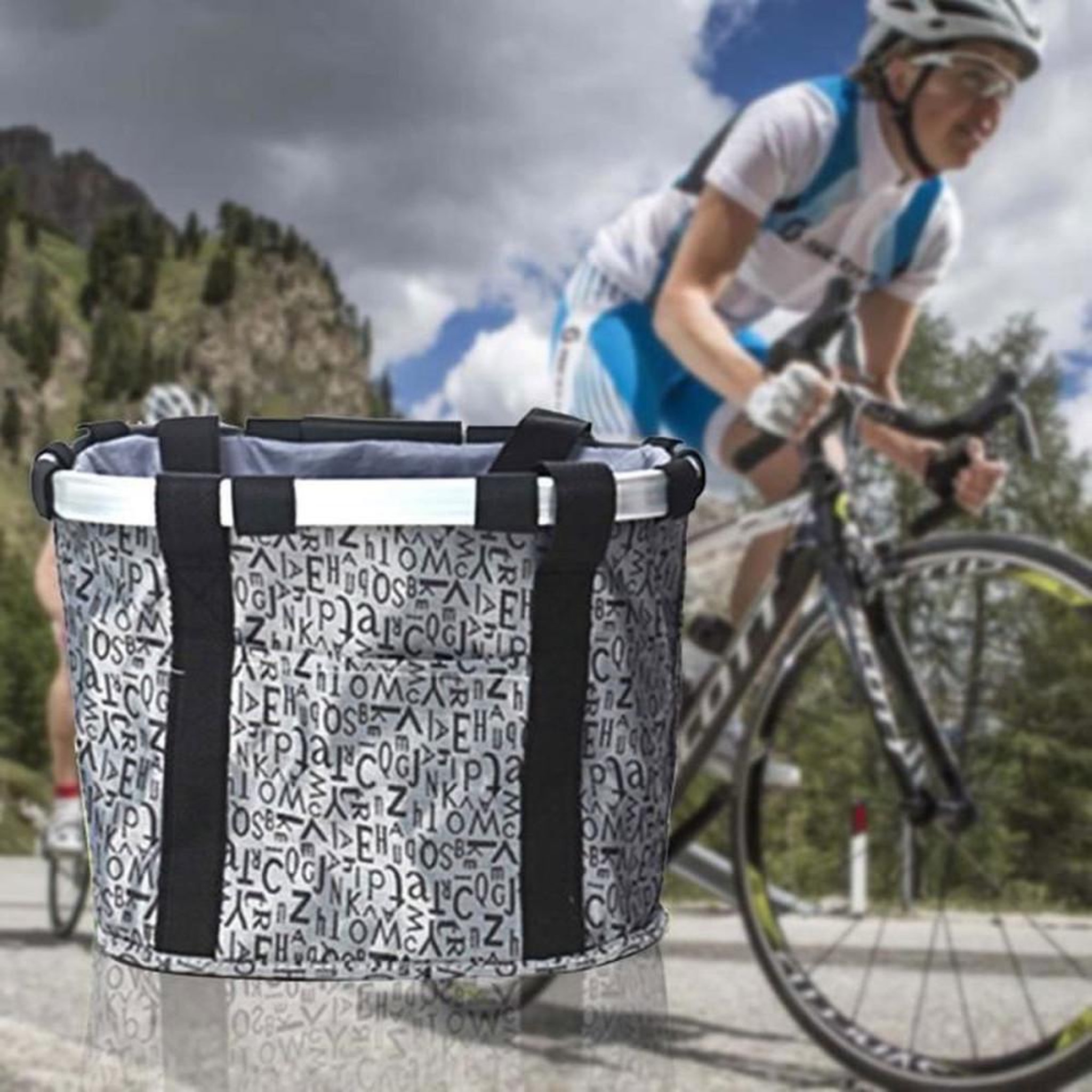 Voir la diapositive 4 : Panier de vélo pliant imperméable gris, fixation avant, poche zippée, aluminium et polyester 600D, 29 x 31 cm, capacité jusqu'à 5 kg