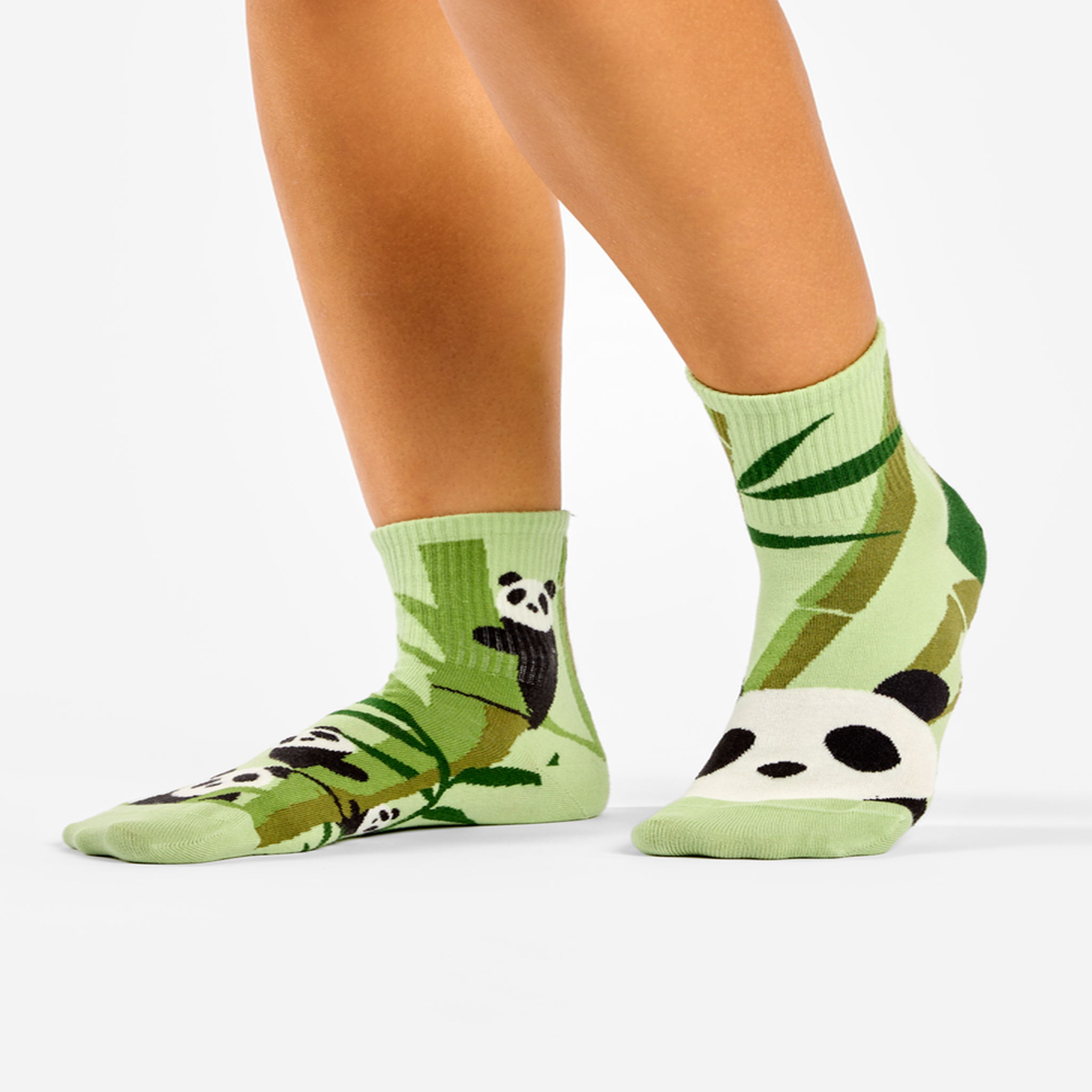 Voir la diapositive 2 : DEDOLES Chaussettes courtes panda et bambou