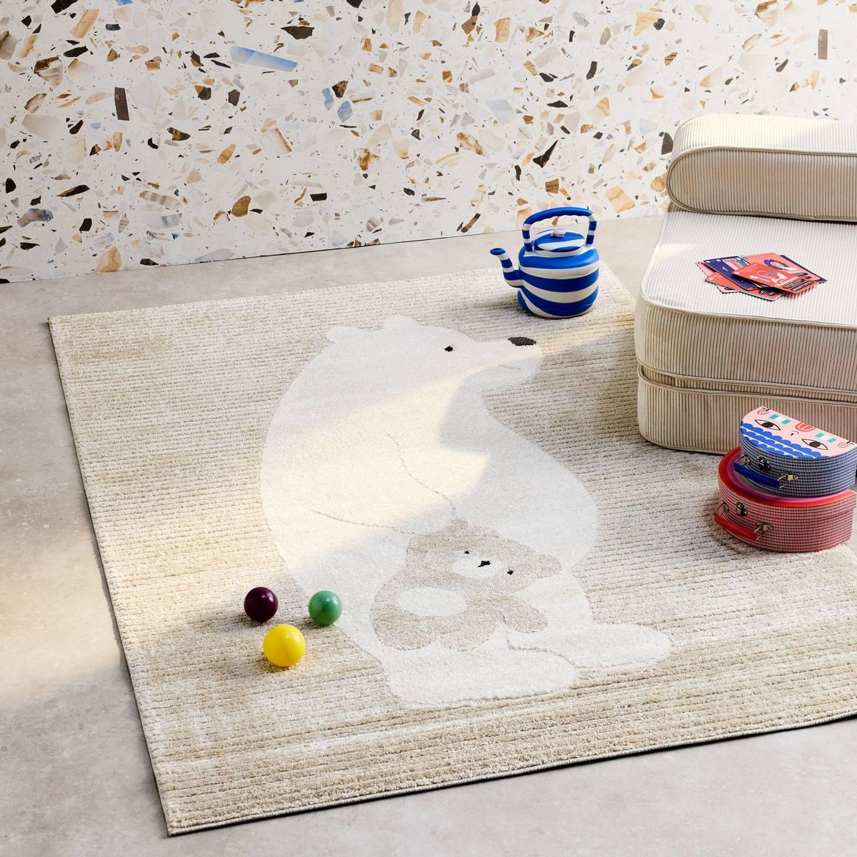 SWEEEK Tapis enfant beige / crème, tapis intérieur oursons, poils ras