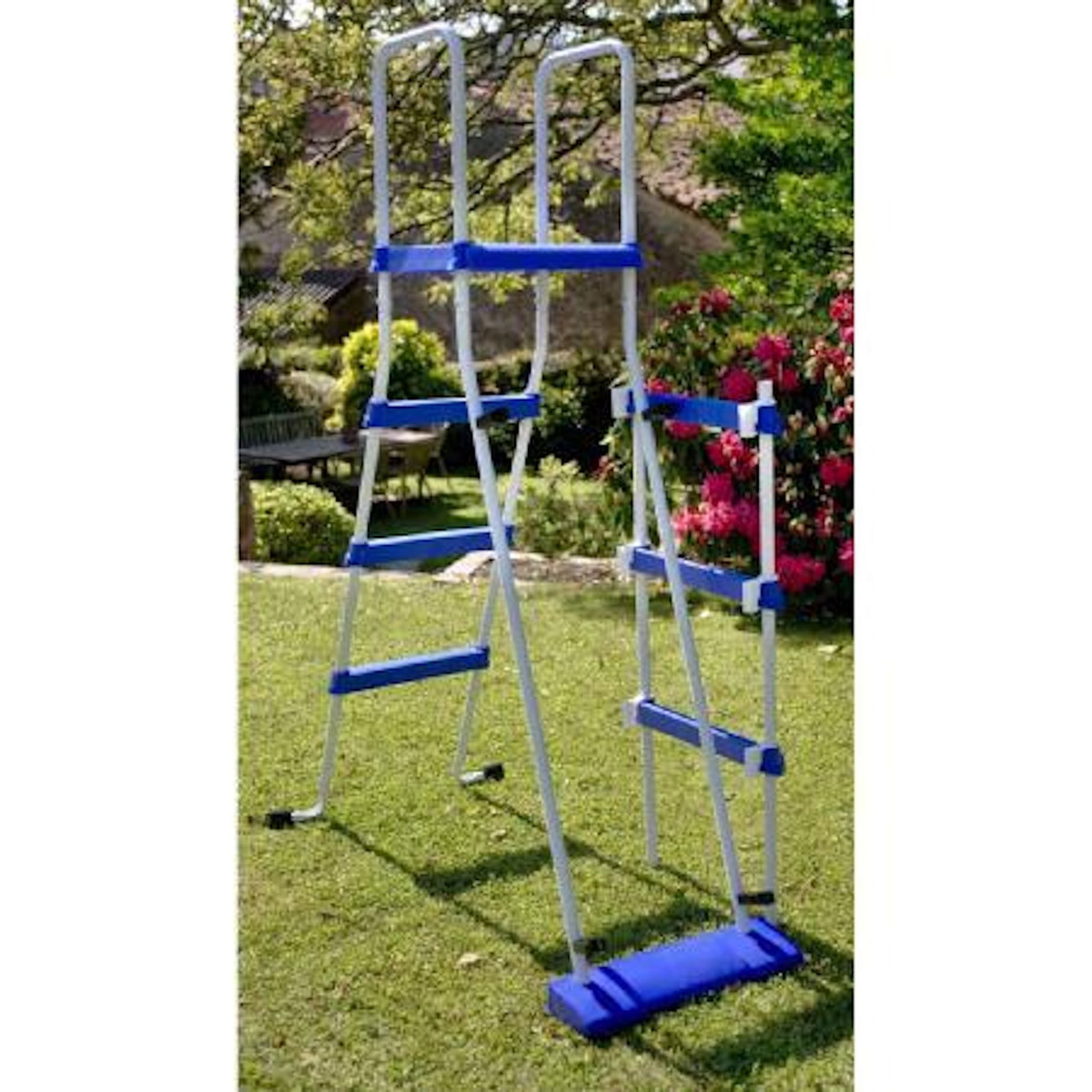 GRE Piscine hors sol acier ovale - Blanche - 8,15 x 4,90 x H 1,32 m - ATLANTIS