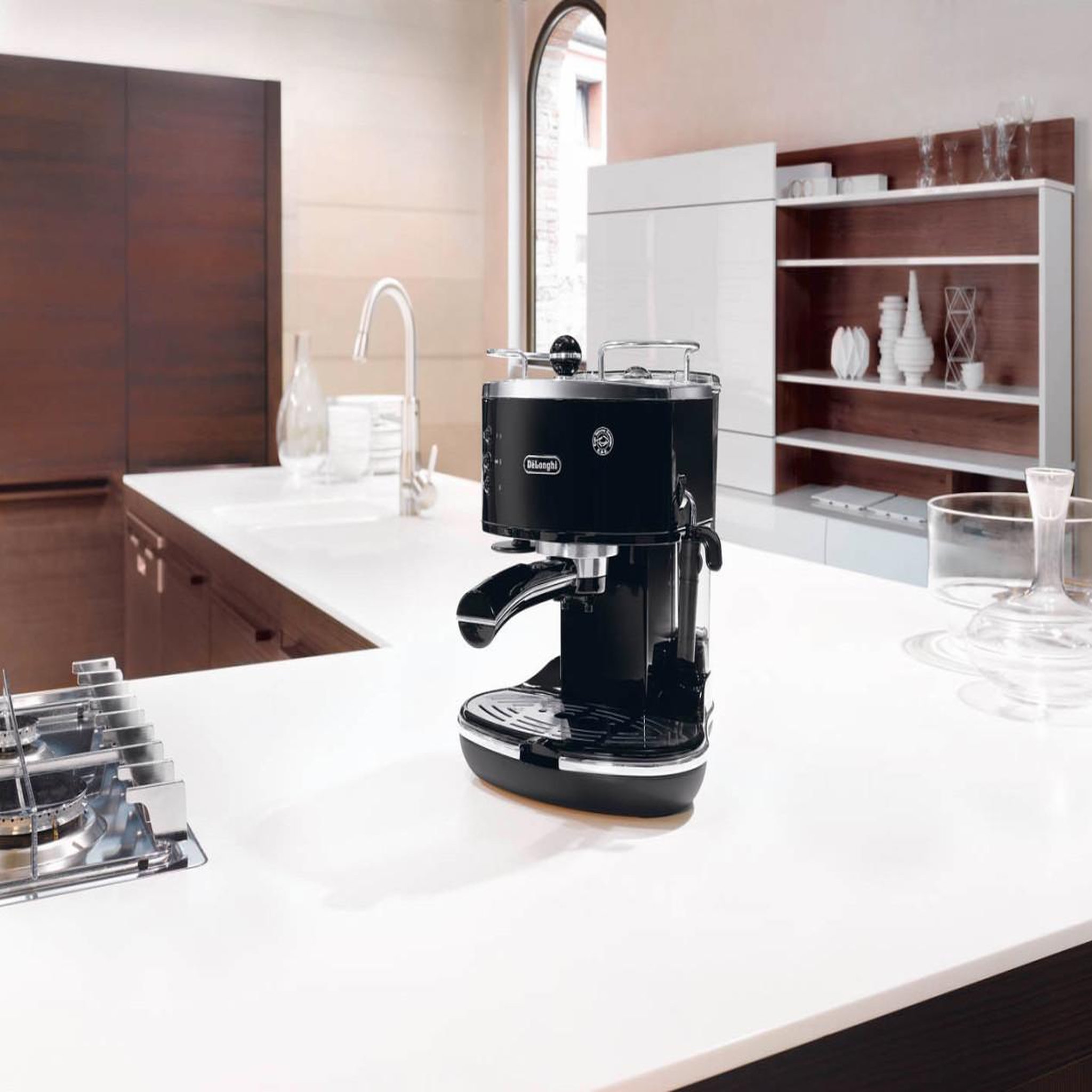 Voir la diapositive 5 : DELONGHI Machine à espresso 15 bars noir - eco311bk