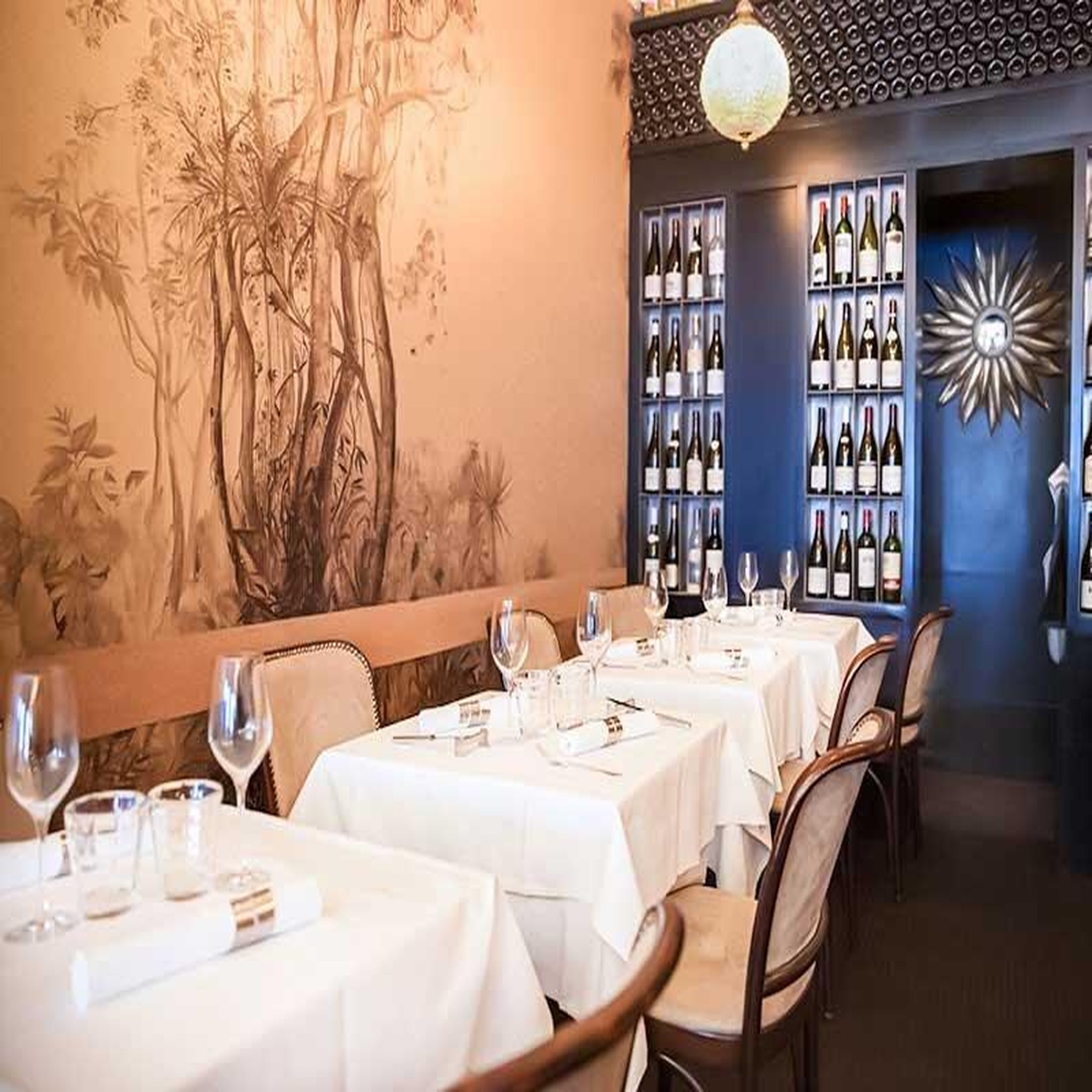 Voir la diapositive 2 : Smartbox Restaurant gault & millau à paris : dîner gastronomique de 5 plats pour 2 au bistrot volnay - coffret cadeau gastronomie