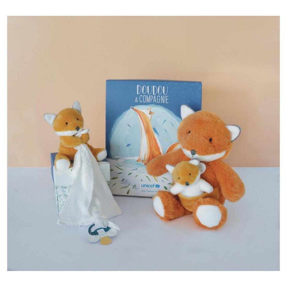 DOUDOU ET COMPAGNIE Peluche bebe et moi renard - unicef - 25cm