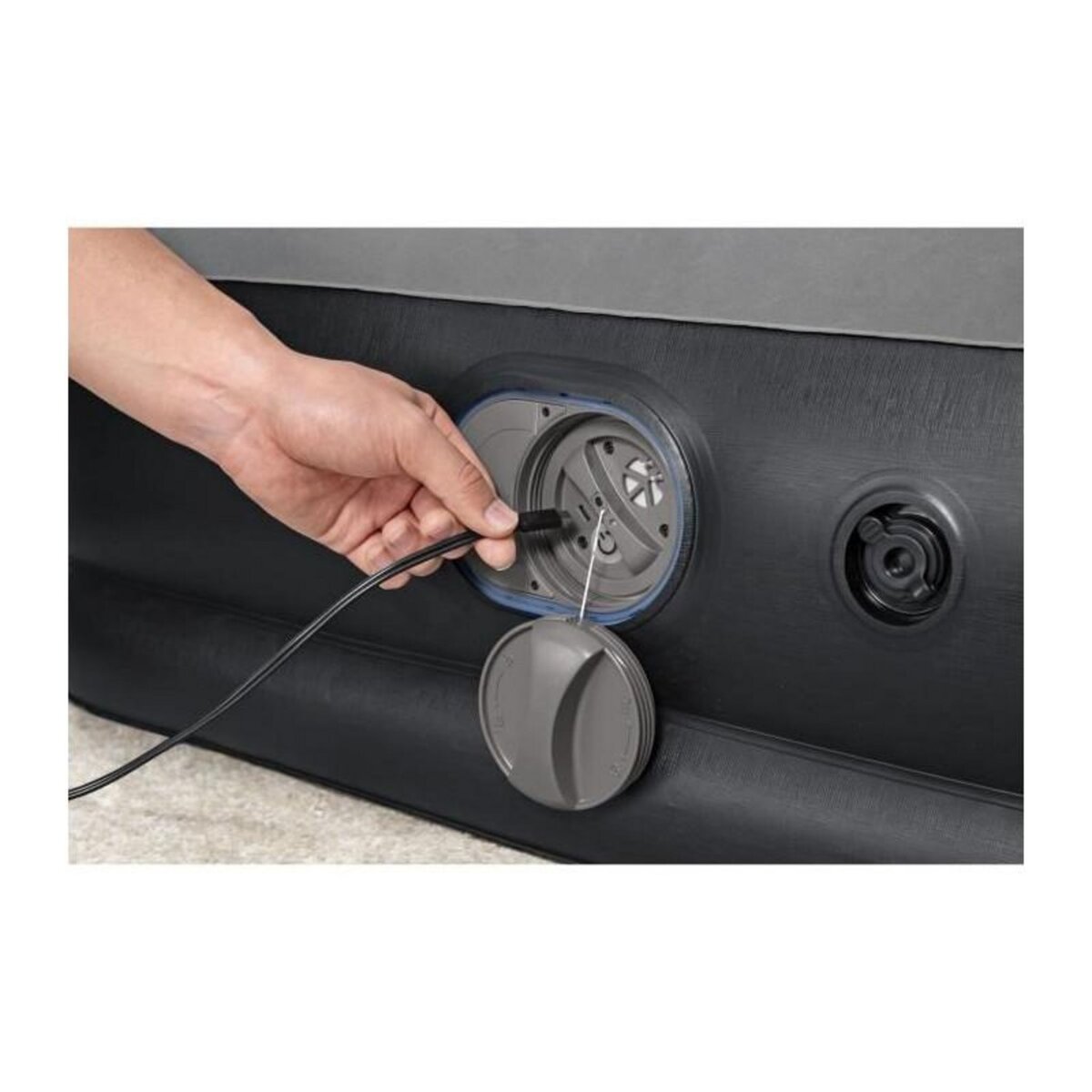 BESTWAY Matelas gonflable - BESTWAY - 671BU - Tritech Queen - 2 places, pompe USB intégrée, 2,03 m x 1,52 m x 36 cm