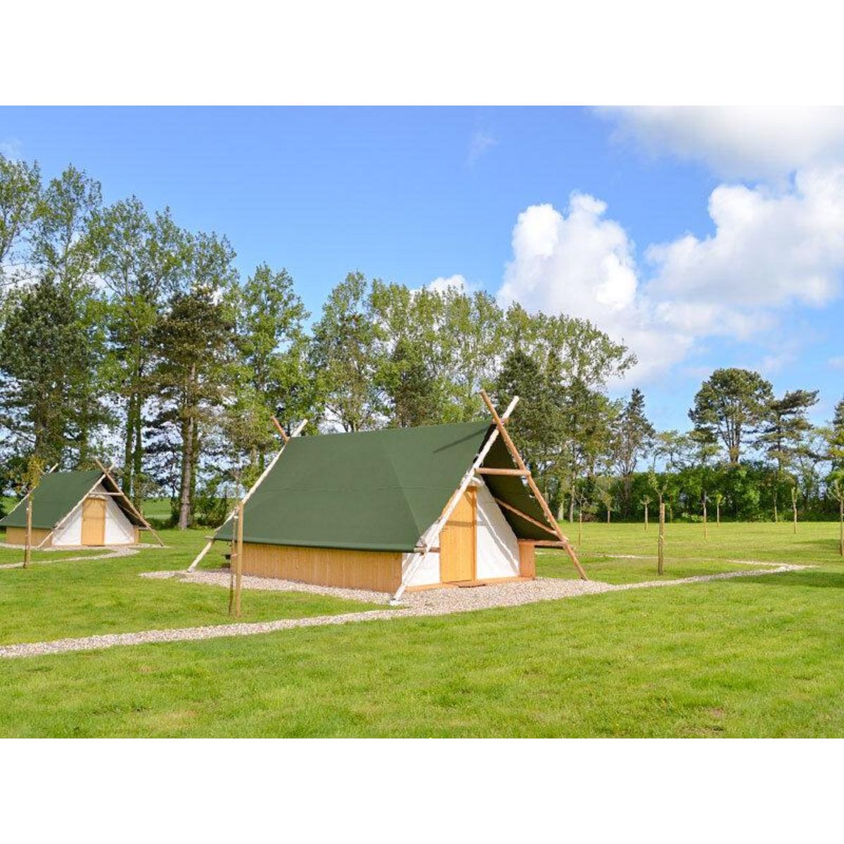 Smartbox Séjour insolite en famille ou entre amis de 2 jours dans une tente au sol près d'Étretat - Coffret Cadeau Séjour