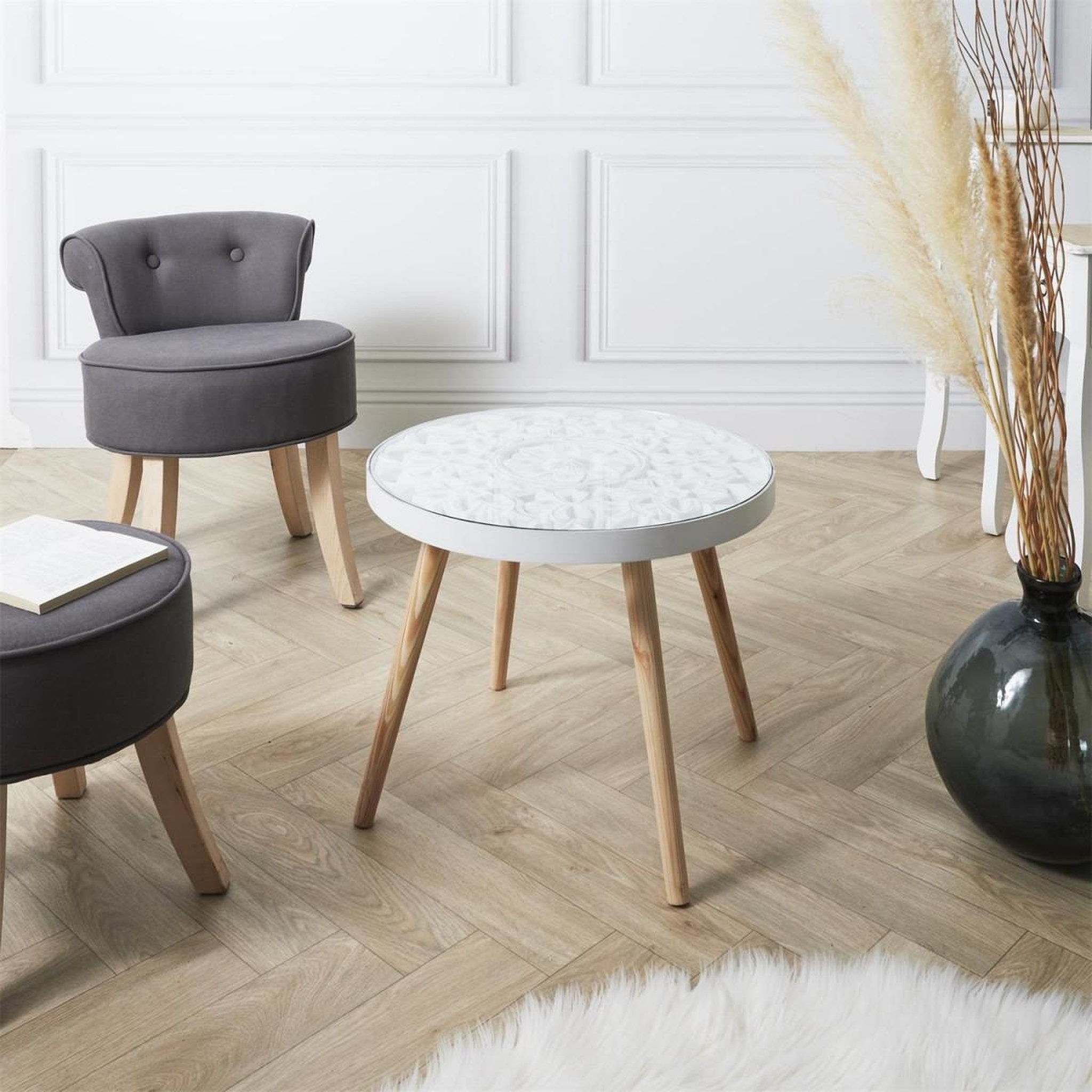 Voir la diapositive 6 : The Home Deco Factory Table Basse Design  Arabesque  50cm Blanc & Beige