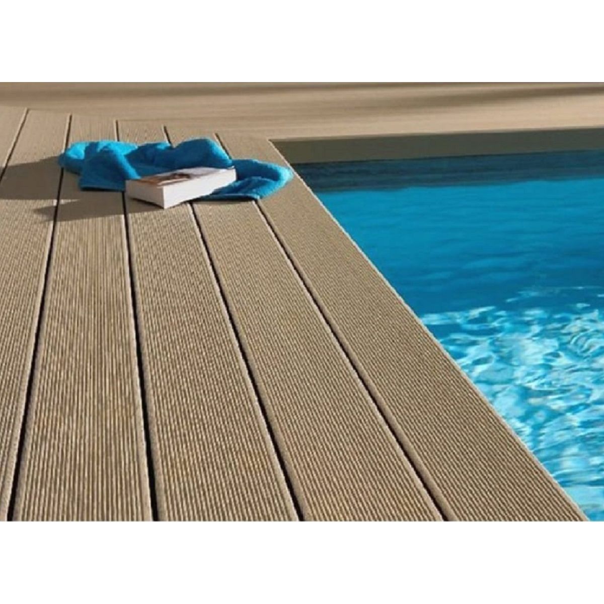 GREEN OUTSIDE Pack Lame de terrasse composite alvéolaire Chocolat