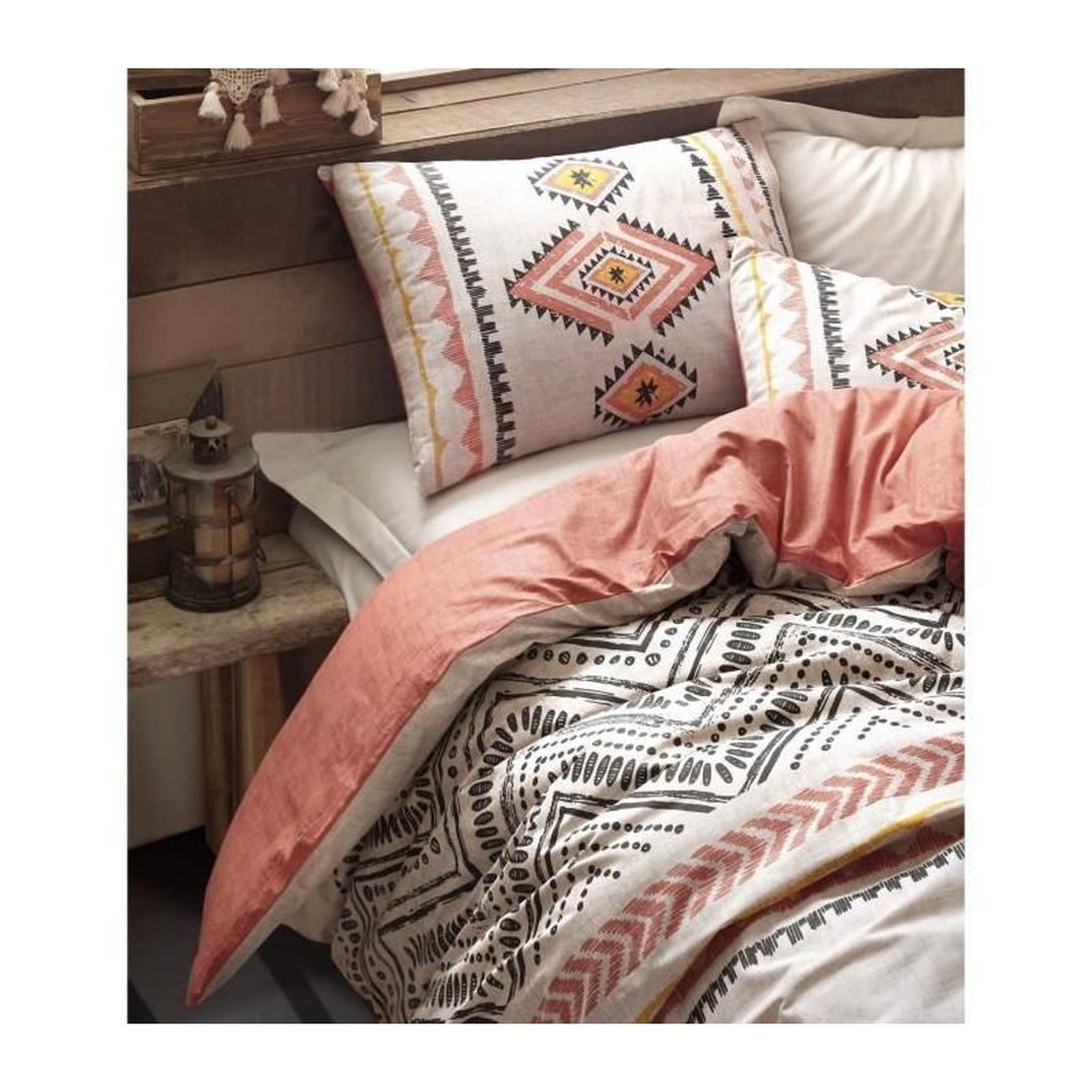 Voir la diapositive 4 : GENERIQUE Parure de lit - 129CTN62802 - 1 housse de couette 220 x 240 cm + 2 taies d'oreiller 60 x 60 cm - 100% coton ranforcé - Rouge