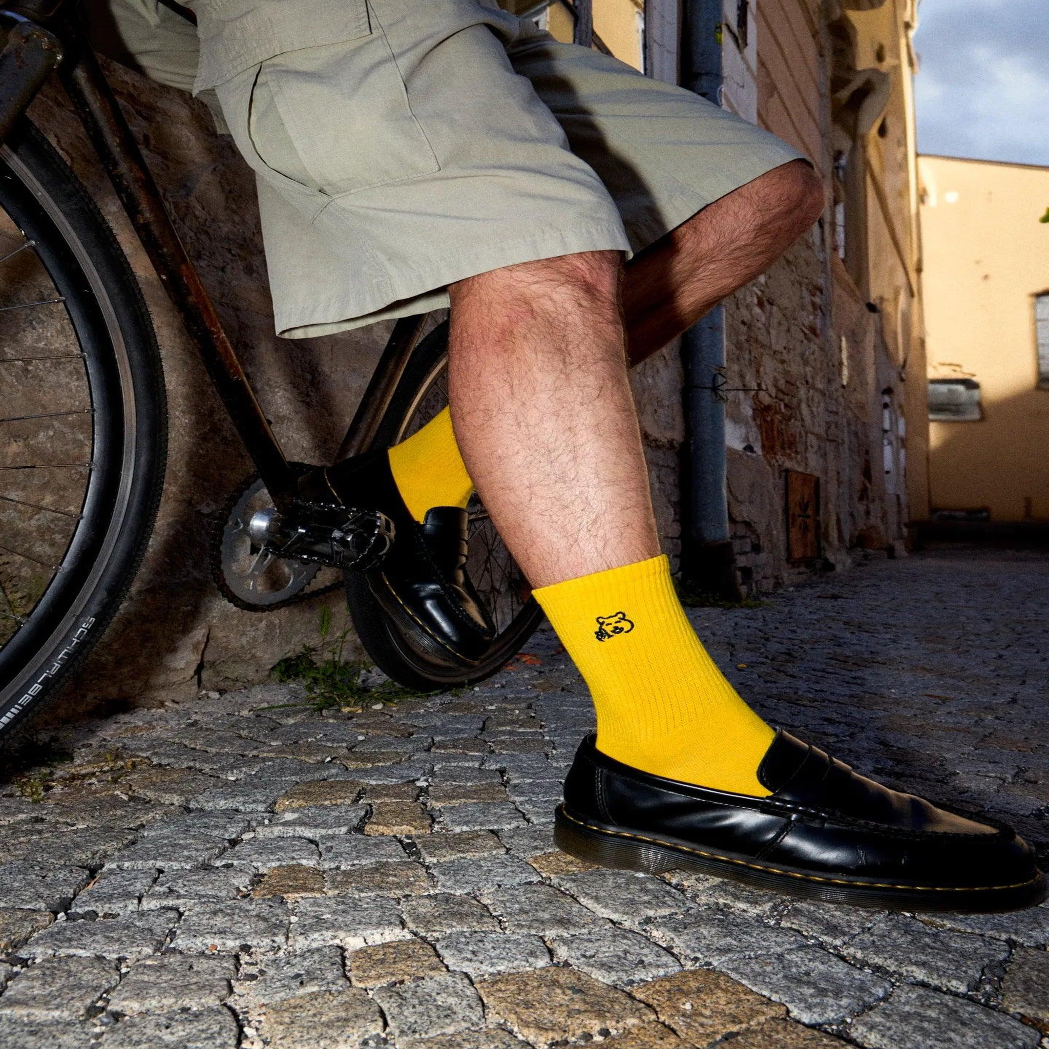 Voir la diapositive 4 : DEDOLES Chaussettes côtelées cyclisme jaune