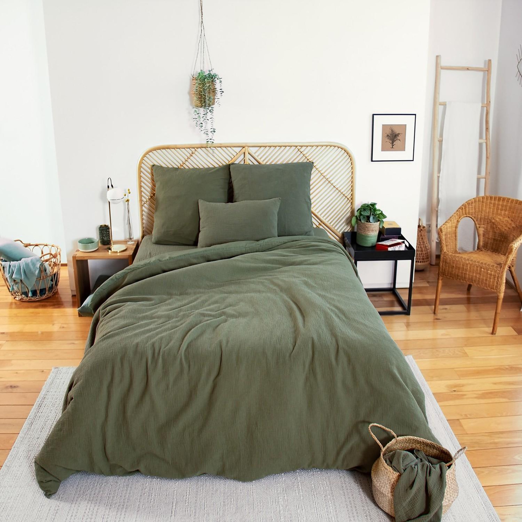 Home collection Parure housse de couette 100% gaze de coton 57 fils - kaki. Coloris disponibles : Marron, Vert, Jaune, Gris
