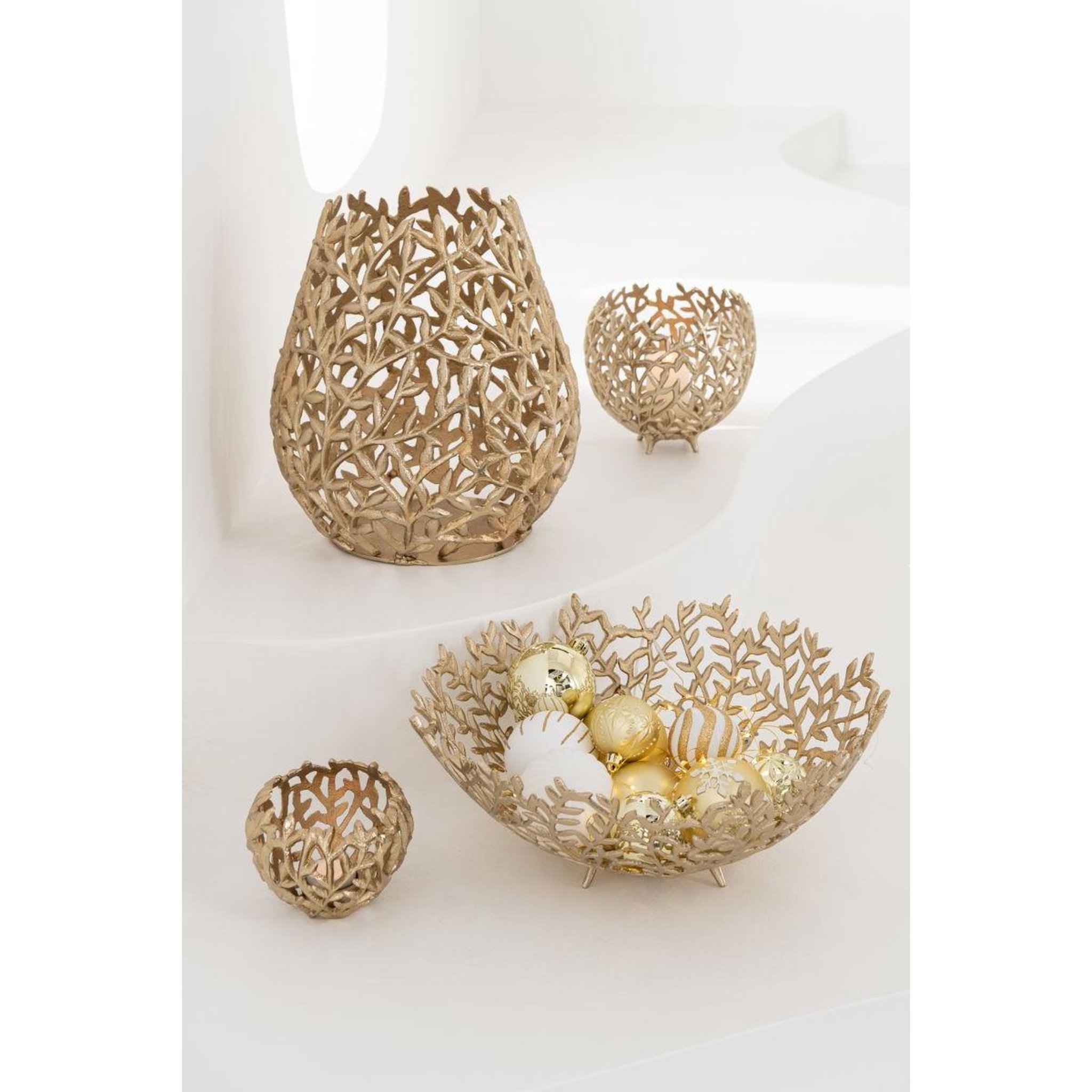 Voir la diapositive 2 : J-LINE Vase déco en métal  diann  33cm doré