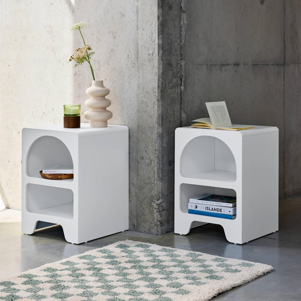 SWEEEK Table de chevet organique effet bois blanc. plusieurs niches 2 compartiments de rangement (lot de 2)