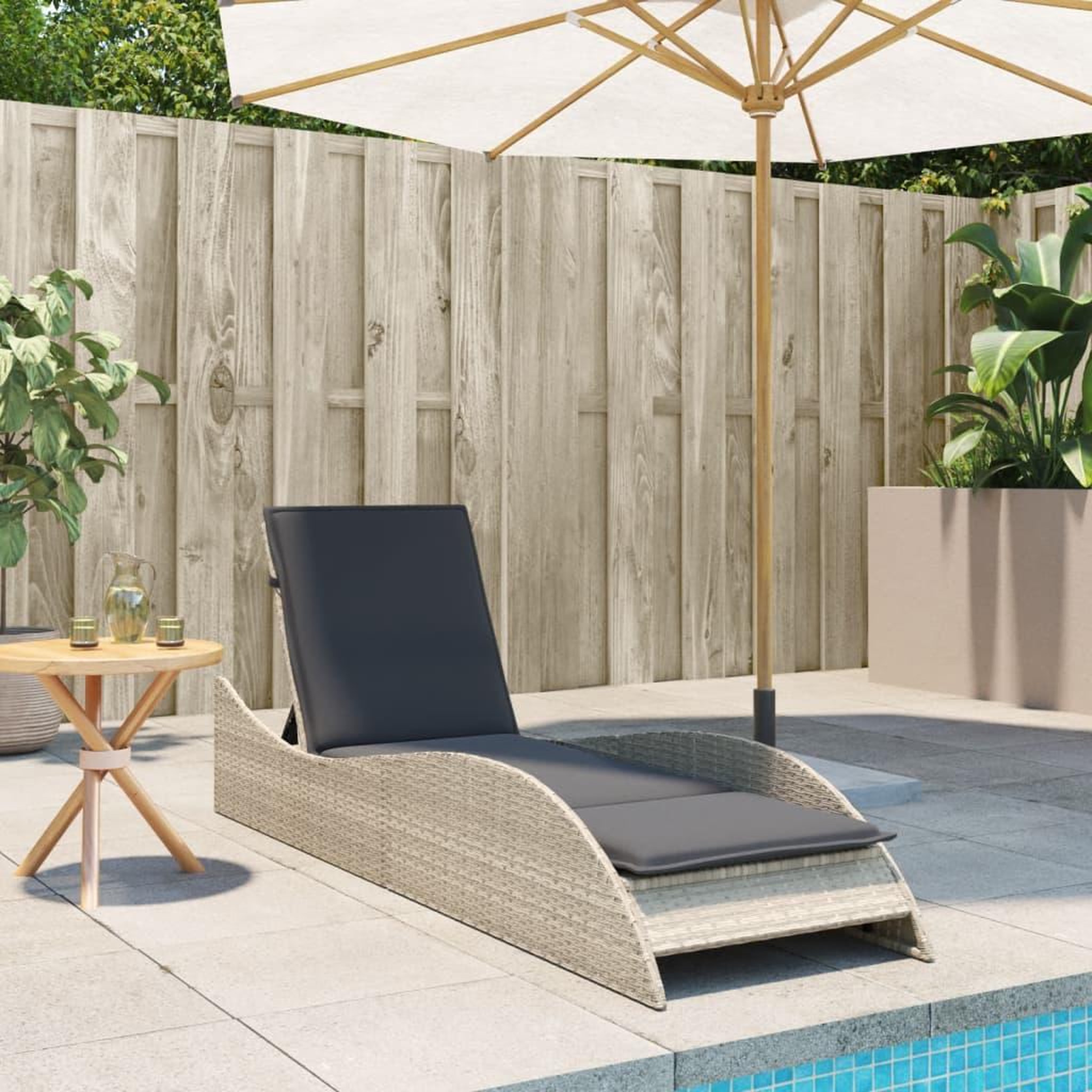 Voir la diapositive 3 : VIDAXL Chaise longue avec coussin gris clair 60x205x73 cm poly rotin