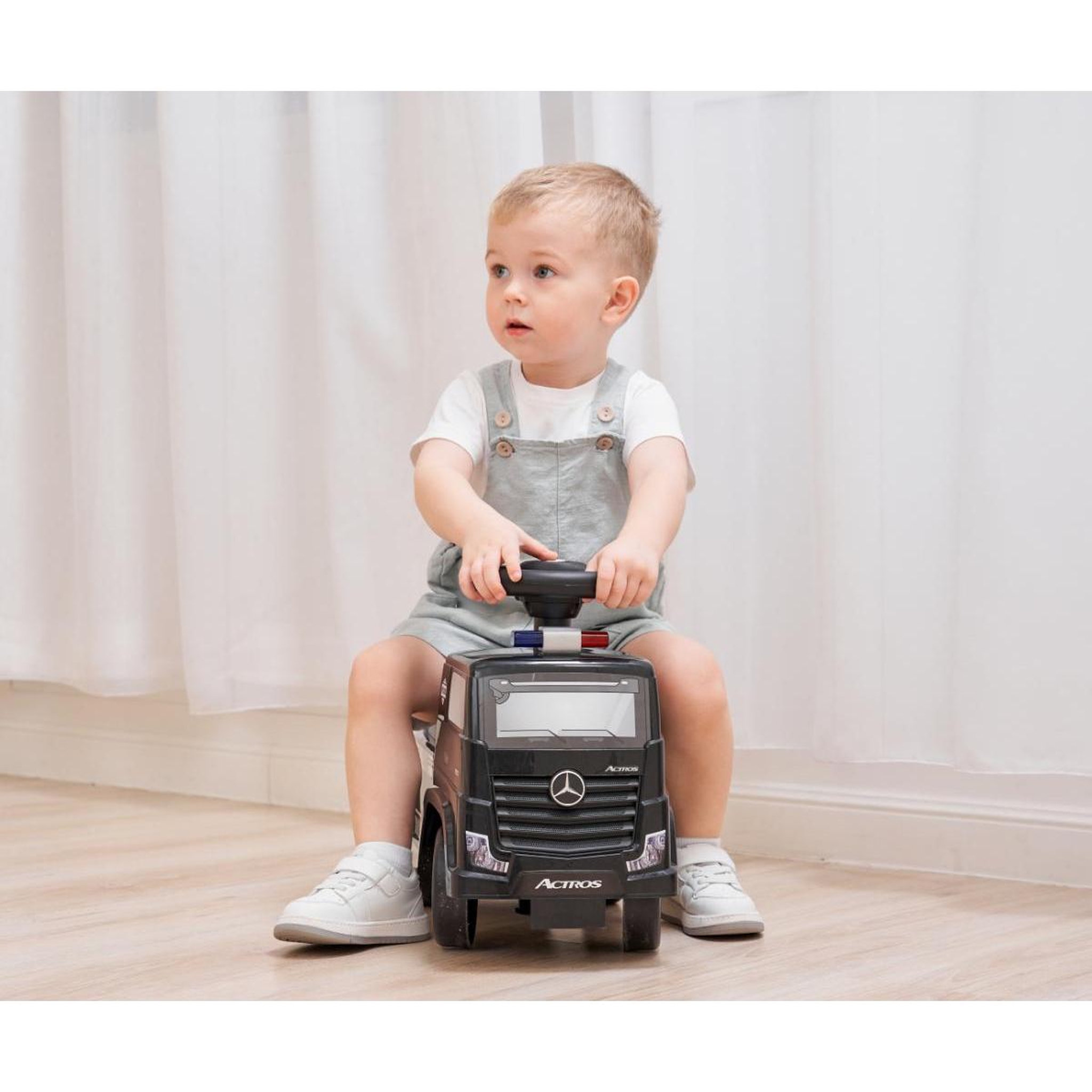 Voir la diapositive 4 : MILLY MALLY Porteur  Actros Police Noir