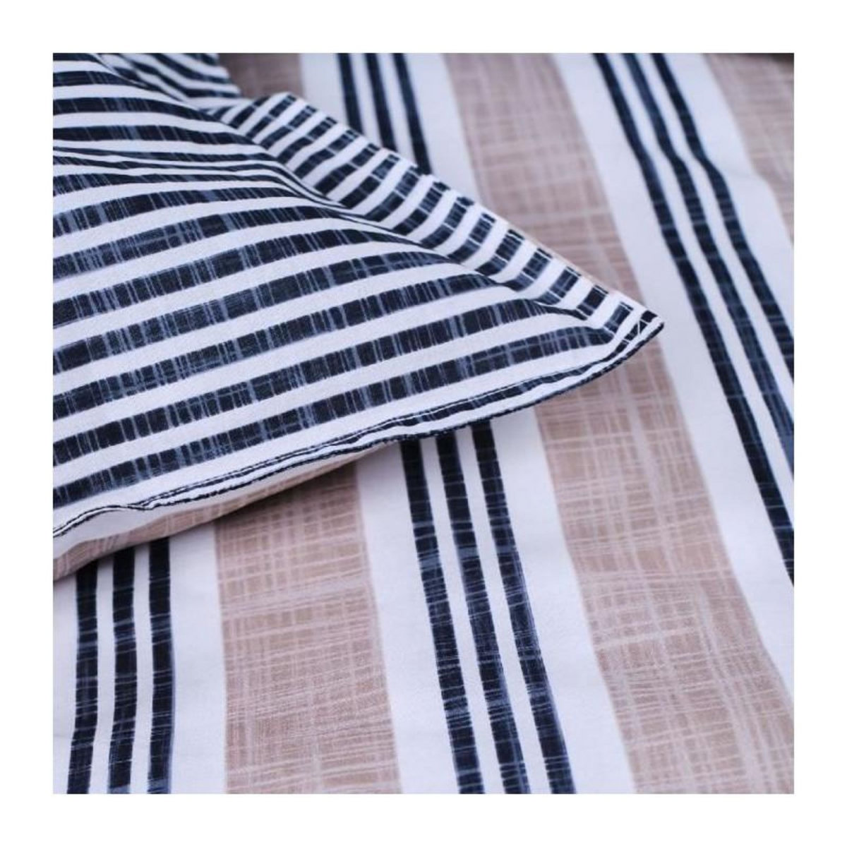 Today Parure de lit - TODAY Kargo - 220x240 cm - 2 personnes - coton imprimé rayé