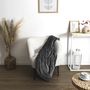 Voir la diapositive 3 : Paris Prix Plaid Avec Poche Pieds  Sherpa  127x178cm Gris