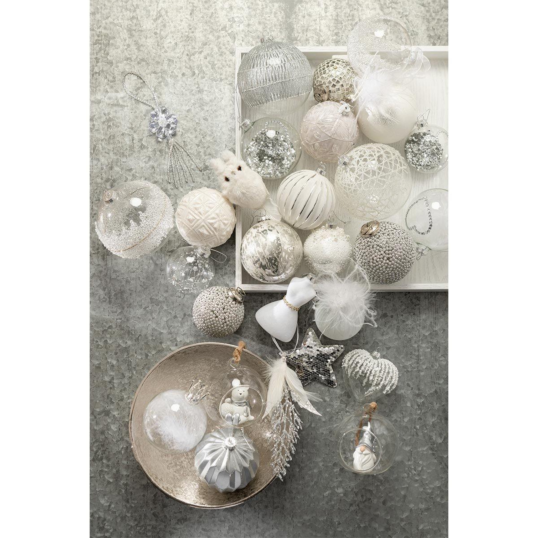 Voir la diapositive 2 : J-LINE Lot de 6 boules de noël  cœur strass  8cm blanc