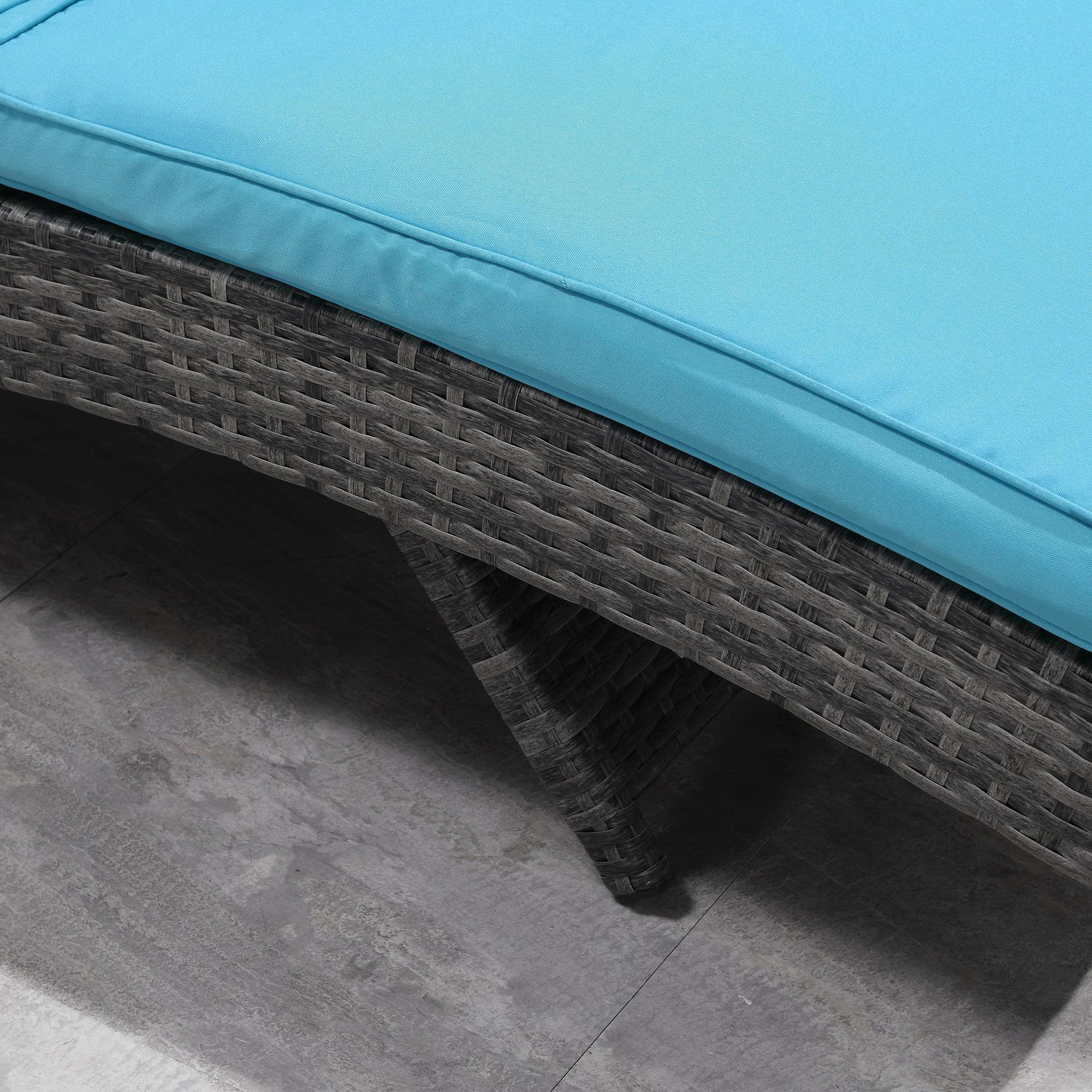Voir la diapositive 5 : OUTSUNNY Bain de soleil transat grand confort - dossier inclinable 5 positions roulettes - matelas déhoussable inclus - résine tressée bleu