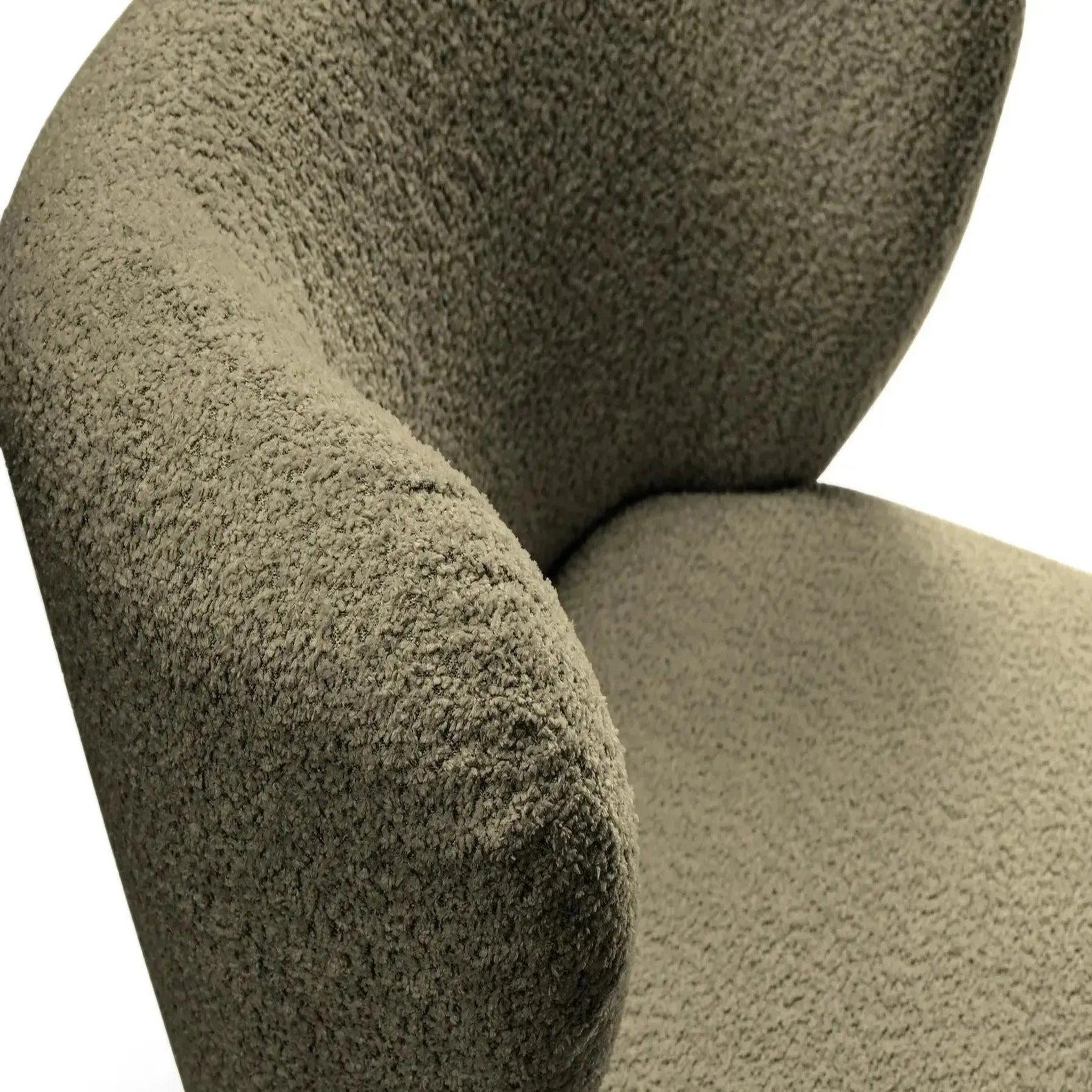 Voir la diapositive 5 : CASANOVA PARIS Capri - fauteuil tissu bouclette