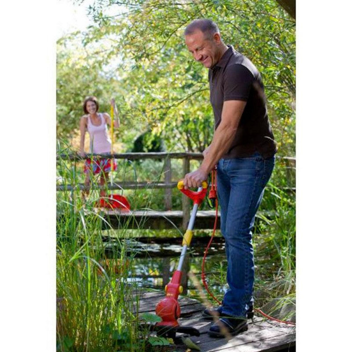 Outils Wolf Taille herbe à fil 450W coupe Ø25 cm OUTILS WOLF OT945 fonction dresse-bordure