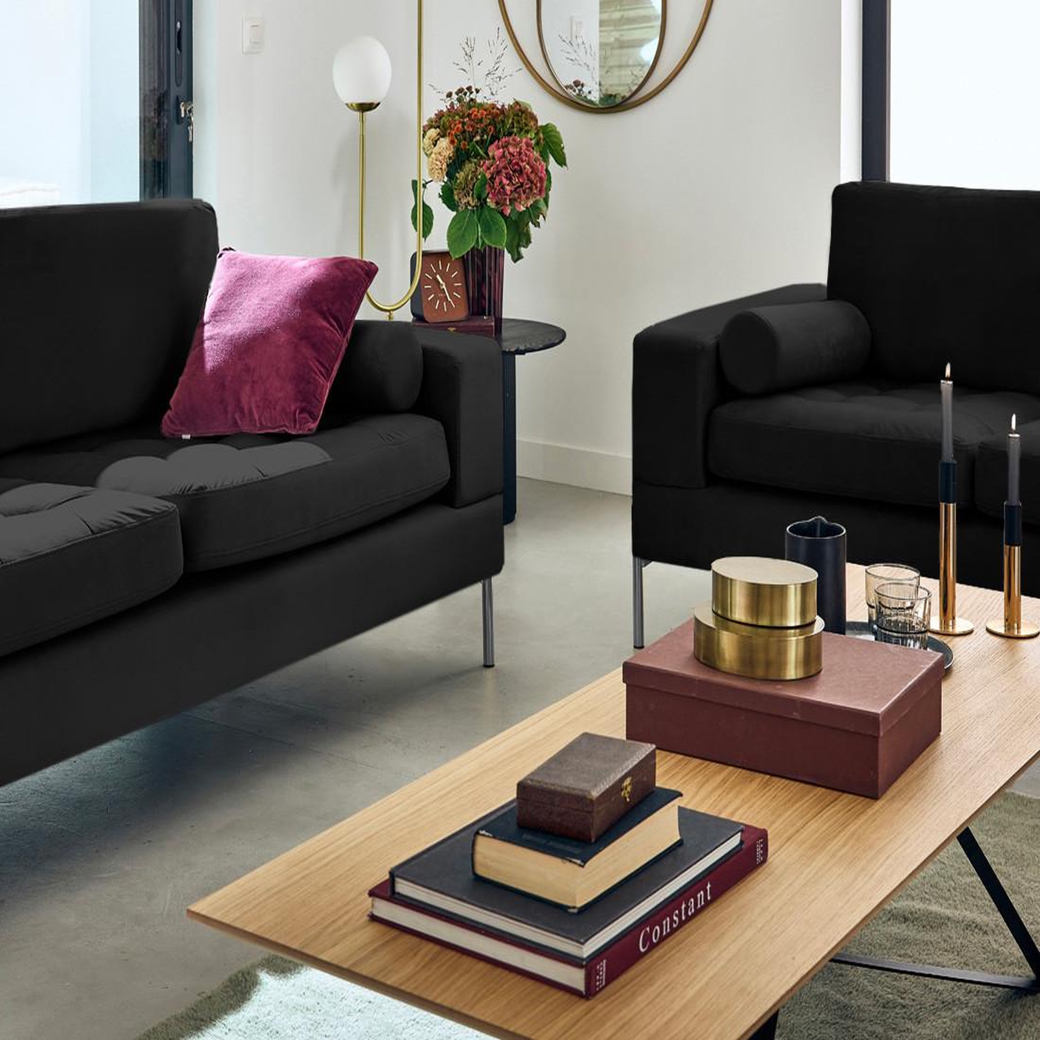 Voir la diapositive 3 : LISA DESIGN Isaure - canapé droit 3 places en velours