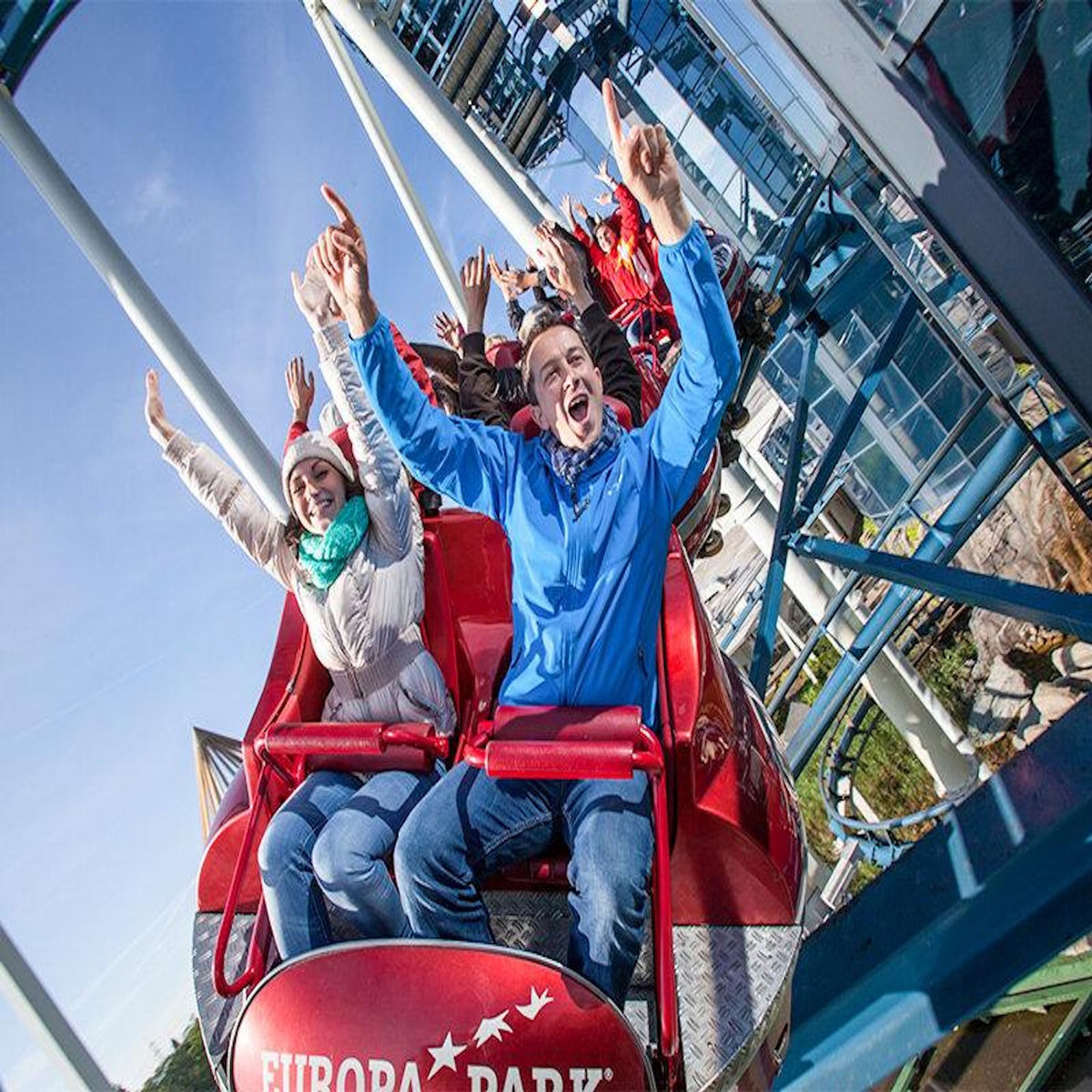 Smartbox Europa-Park 2026 : 1 entrée adulte pour une journée en haute saison - Coffret Cadeau Sport & Aventure