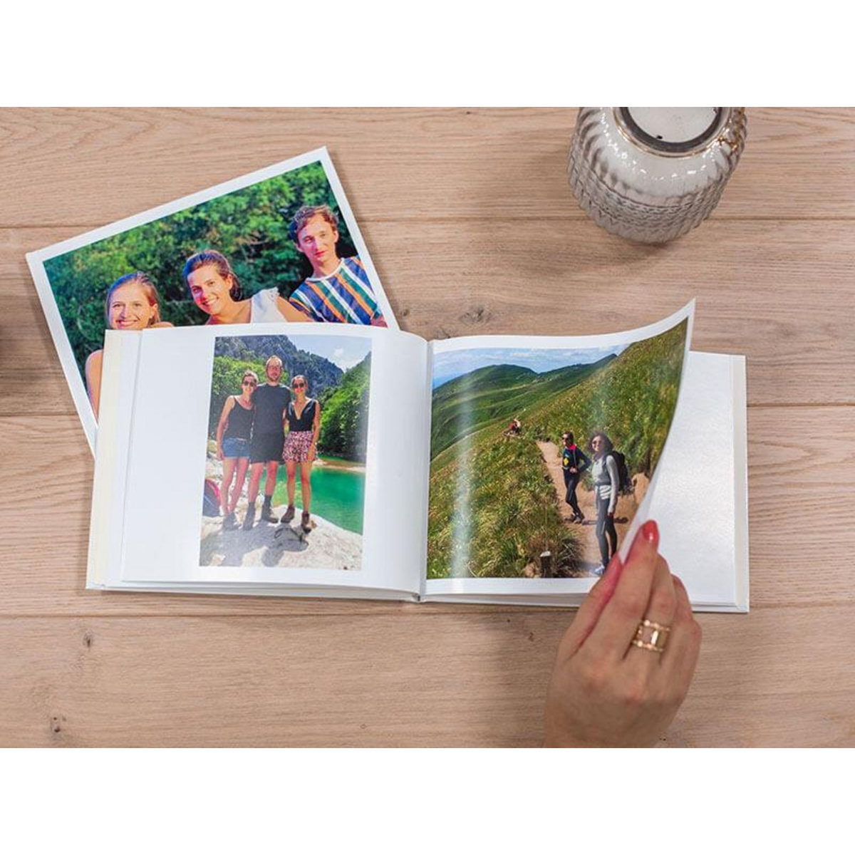 Smartbox Mini album photo Cheerz personnalisé avec vos photos - Coffret Cadeau Multi-thèmes