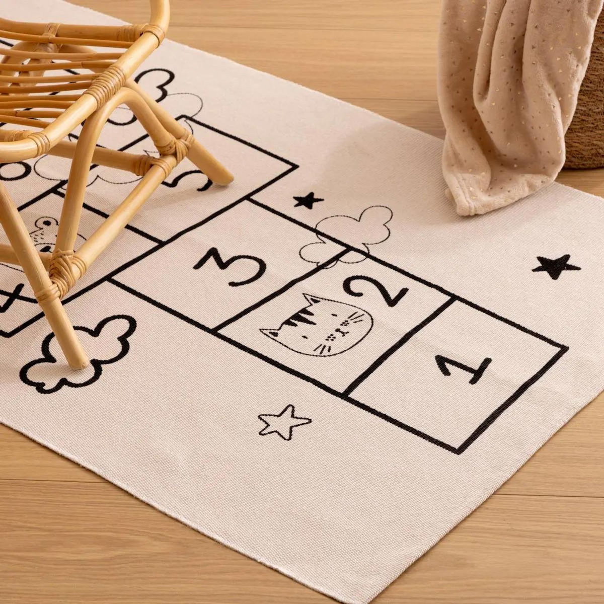Atmosphera Kids Tapis Déco Enfant  Marelle  80x150cm Naturel