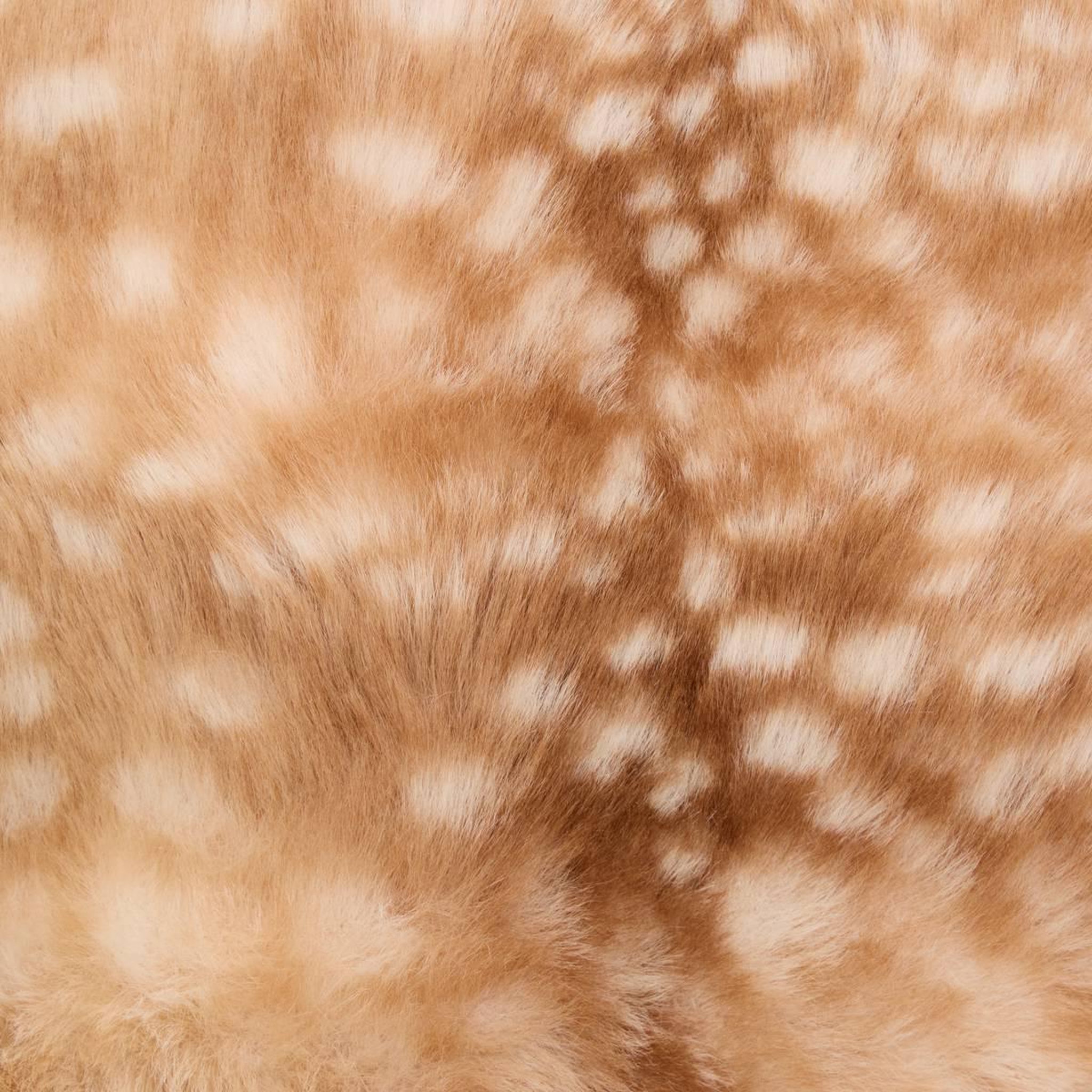 Voir la diapositive 4 : ATMOSPHERA Coussin imitation fourrure 3d  zephy  45x45cm caramel