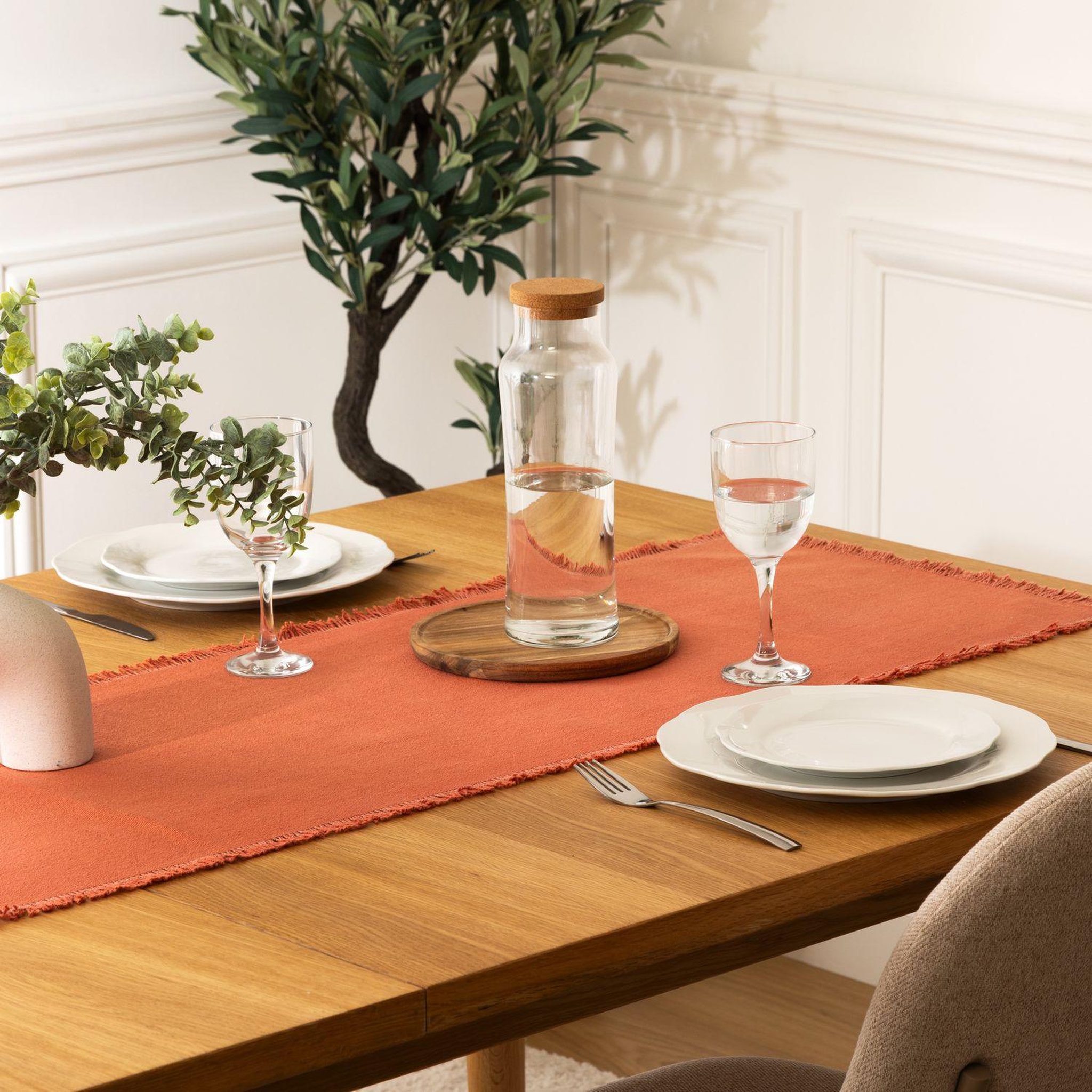 Voir la diapositive 2 : ATMOSPHERA Chemin de table à franges MAHA