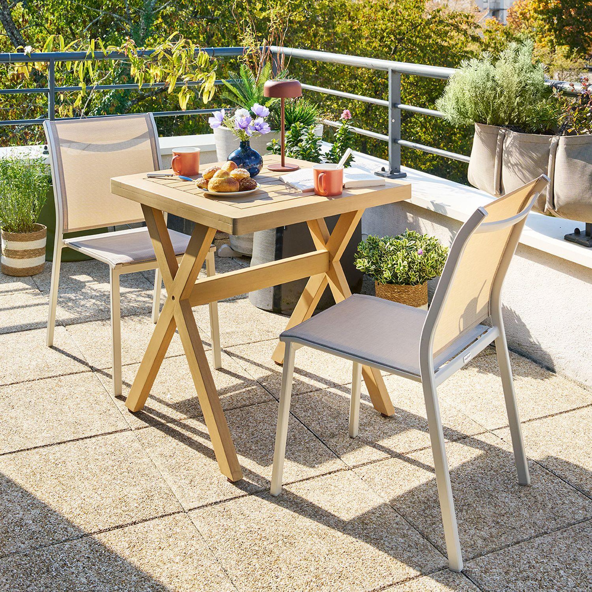 Voir la diapositive 6 : HESPERIDE Table de jardin carrée en bois 2 places XENIA - Beige