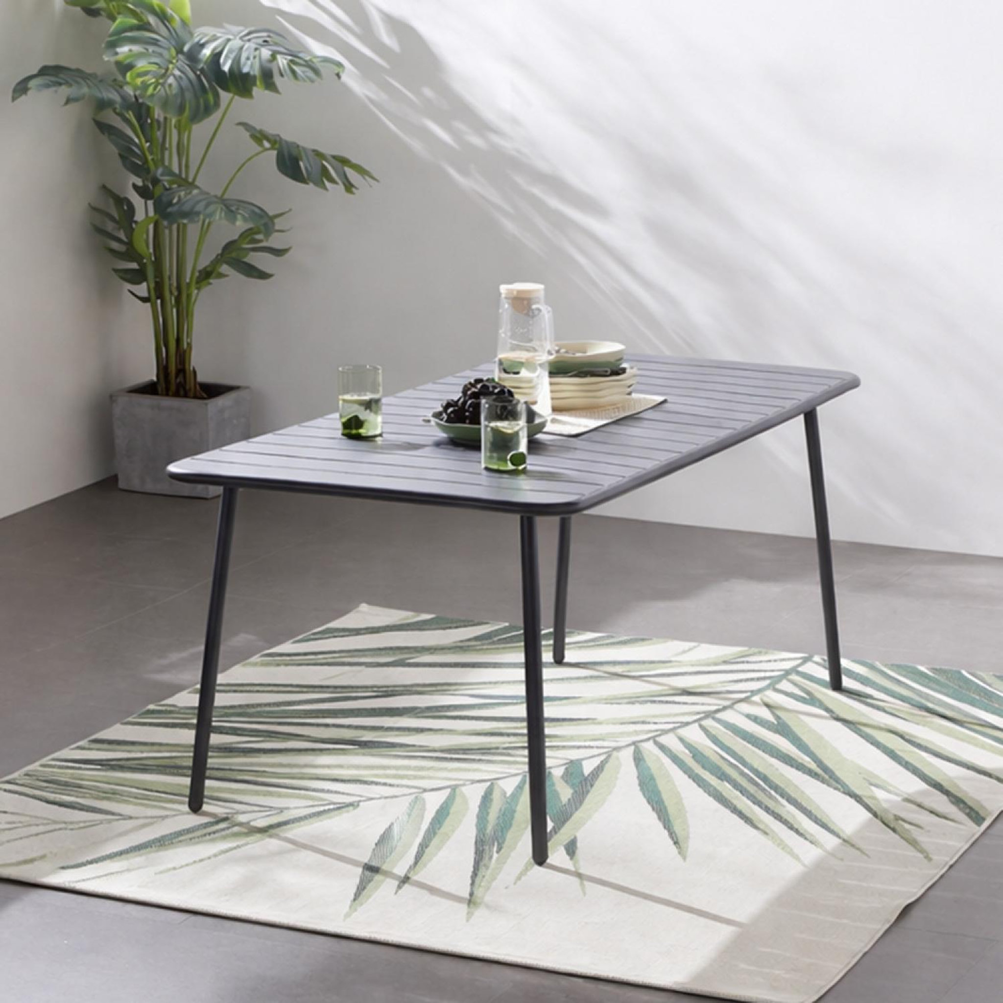 Voir la diapositive 5 : CONCEPT USINE Table de jardin 6 places 160cm gris foncé bergame