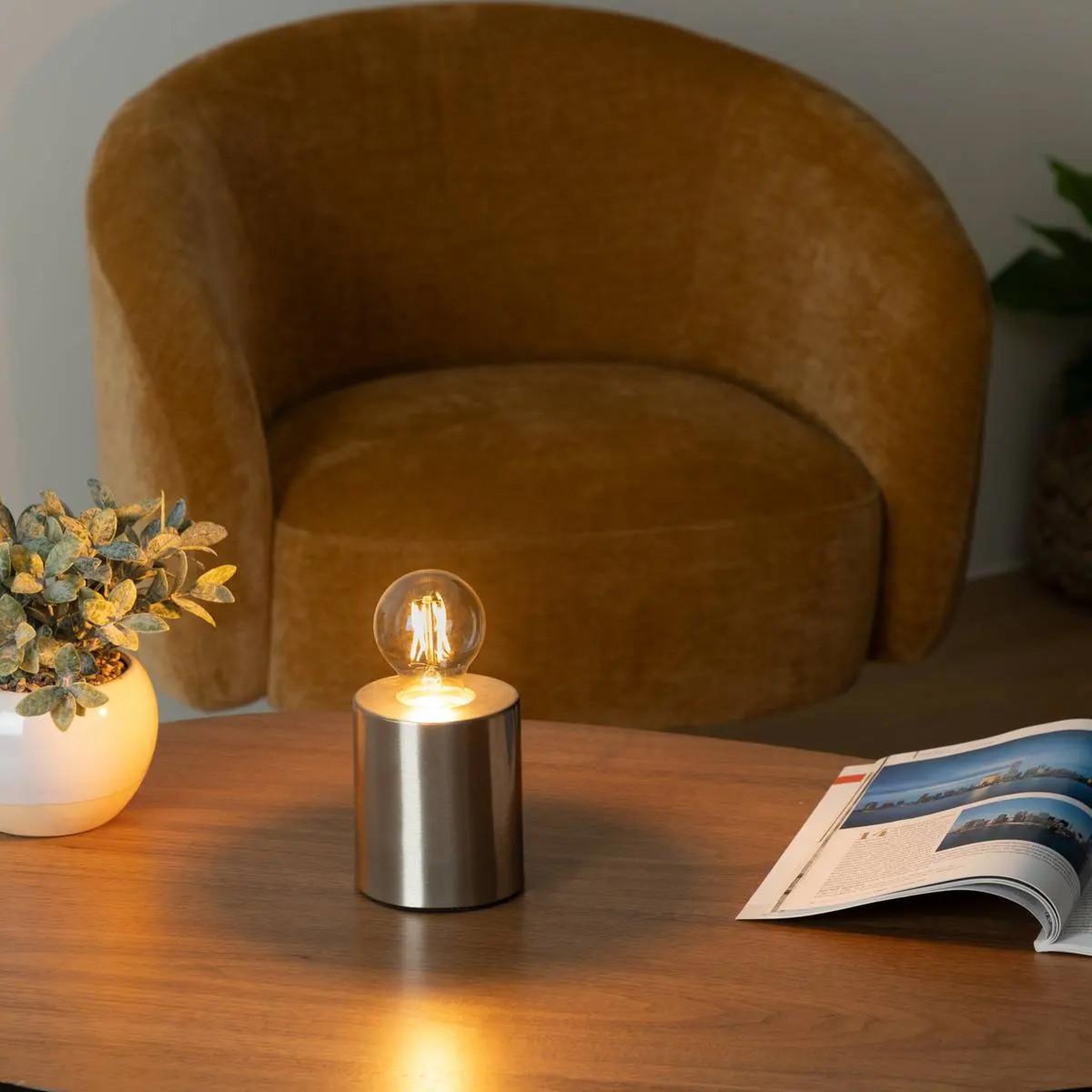 Voir la diapositive 2 : ATMOSPHERA Lampe à poser  tube  10cm argent