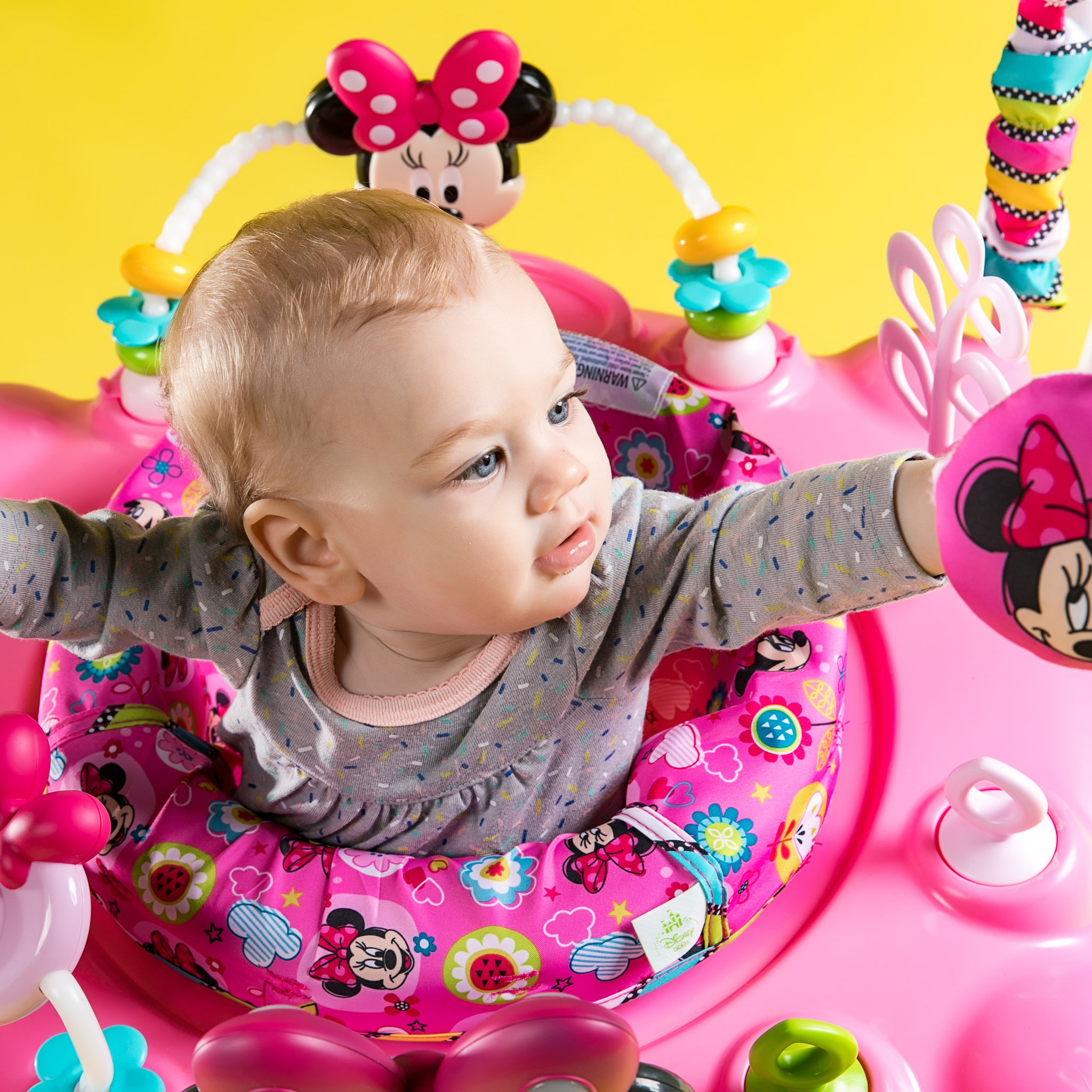 Voir la diapositive 7 : DISNEY Aire de jeux à rebonds Peek A Boo Minnie